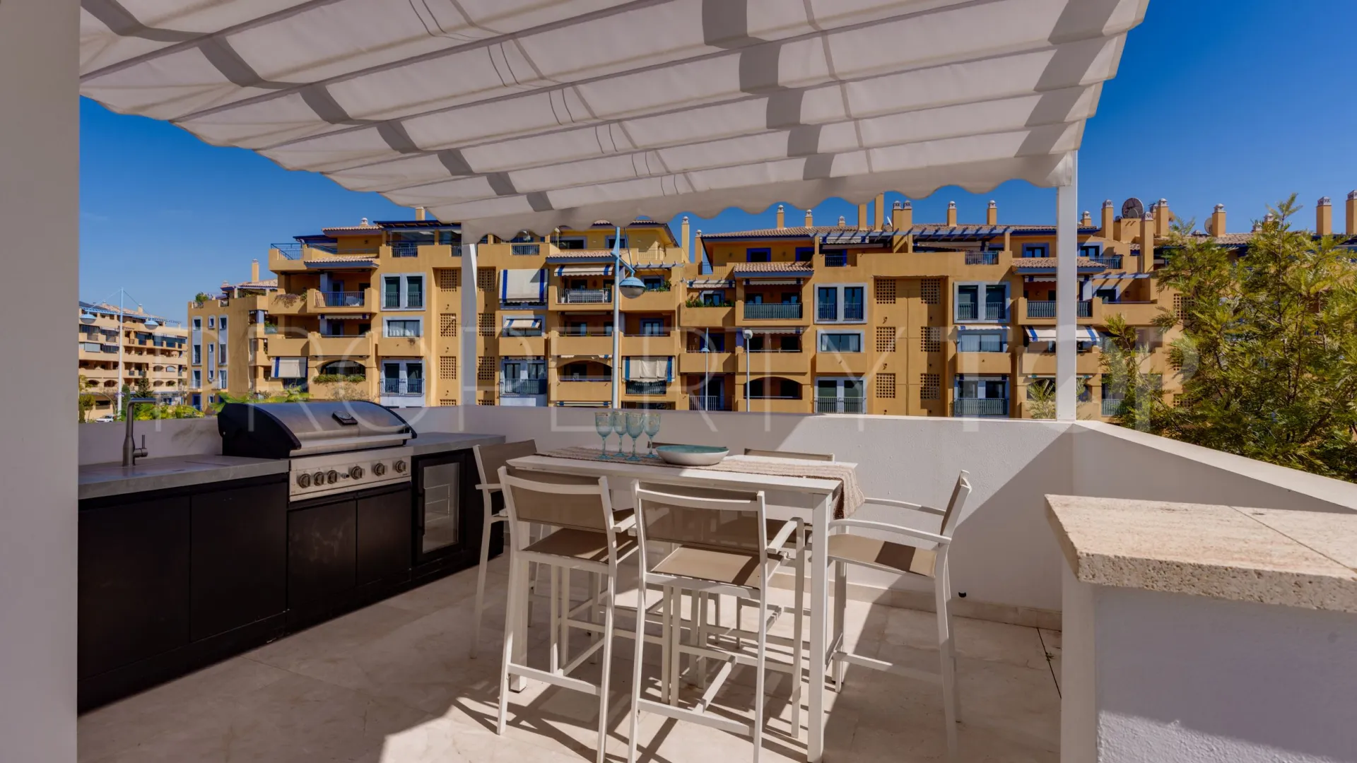 Comprar villa en Perlas del Mar