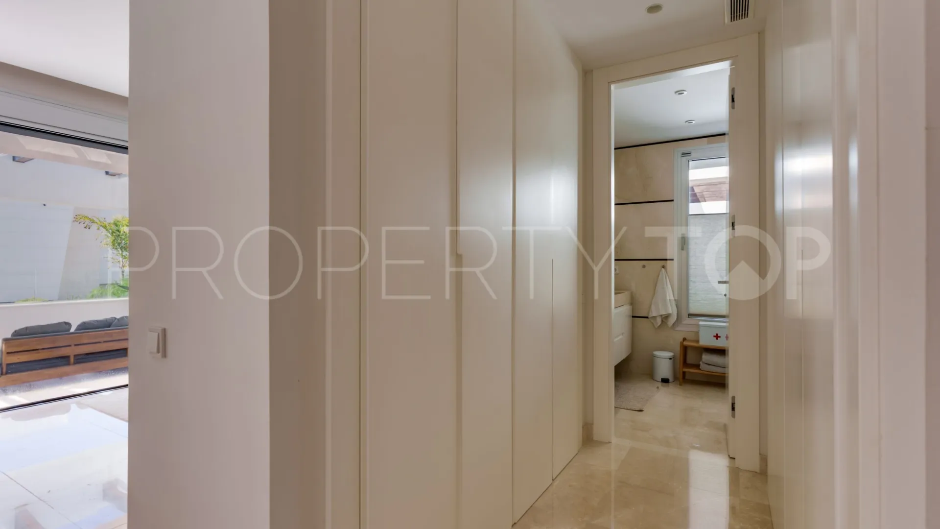 Comprar villa en Perlas del Mar