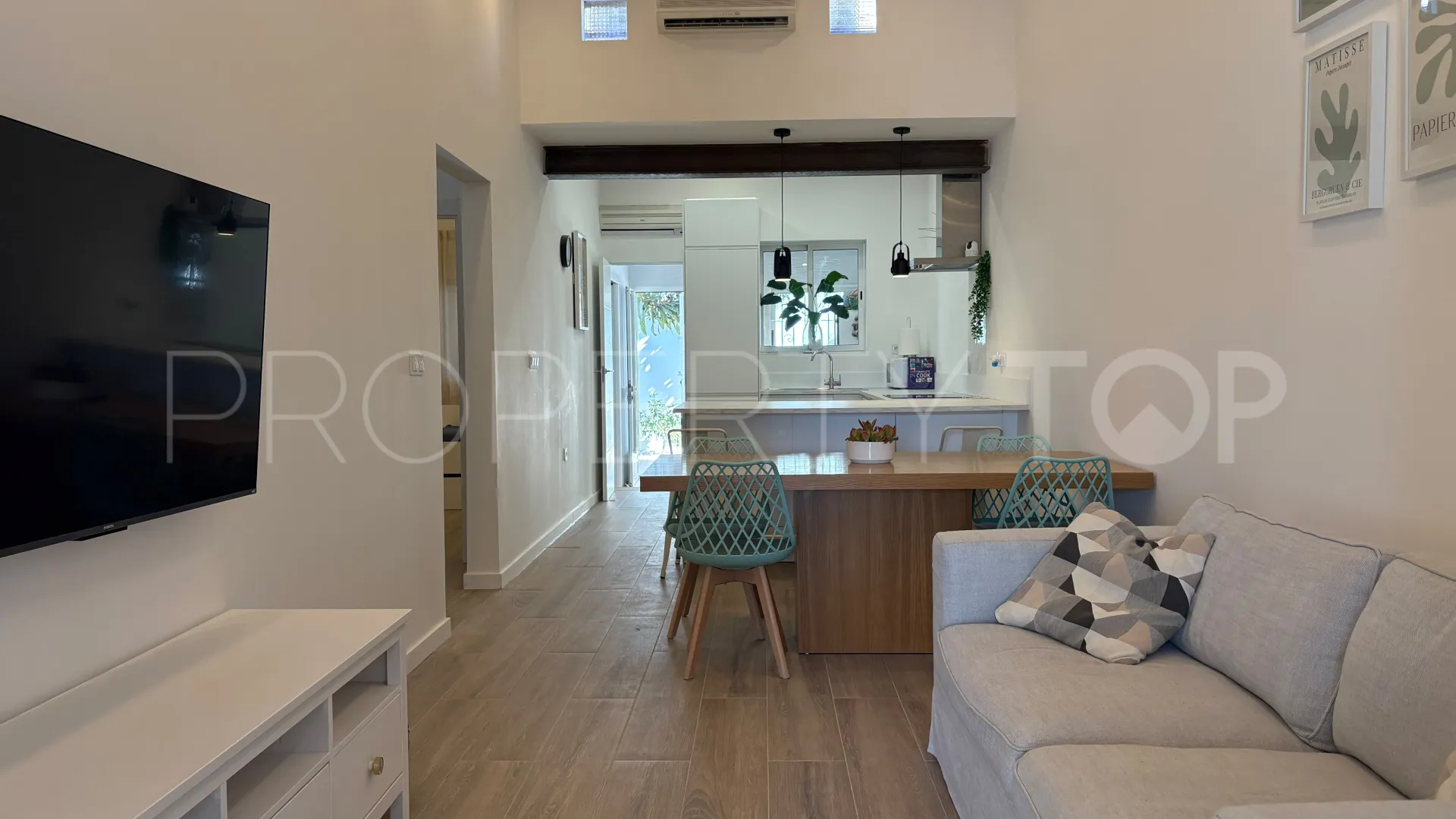 Bungalow en venta en Playa Flamenca con 3 dormitorios