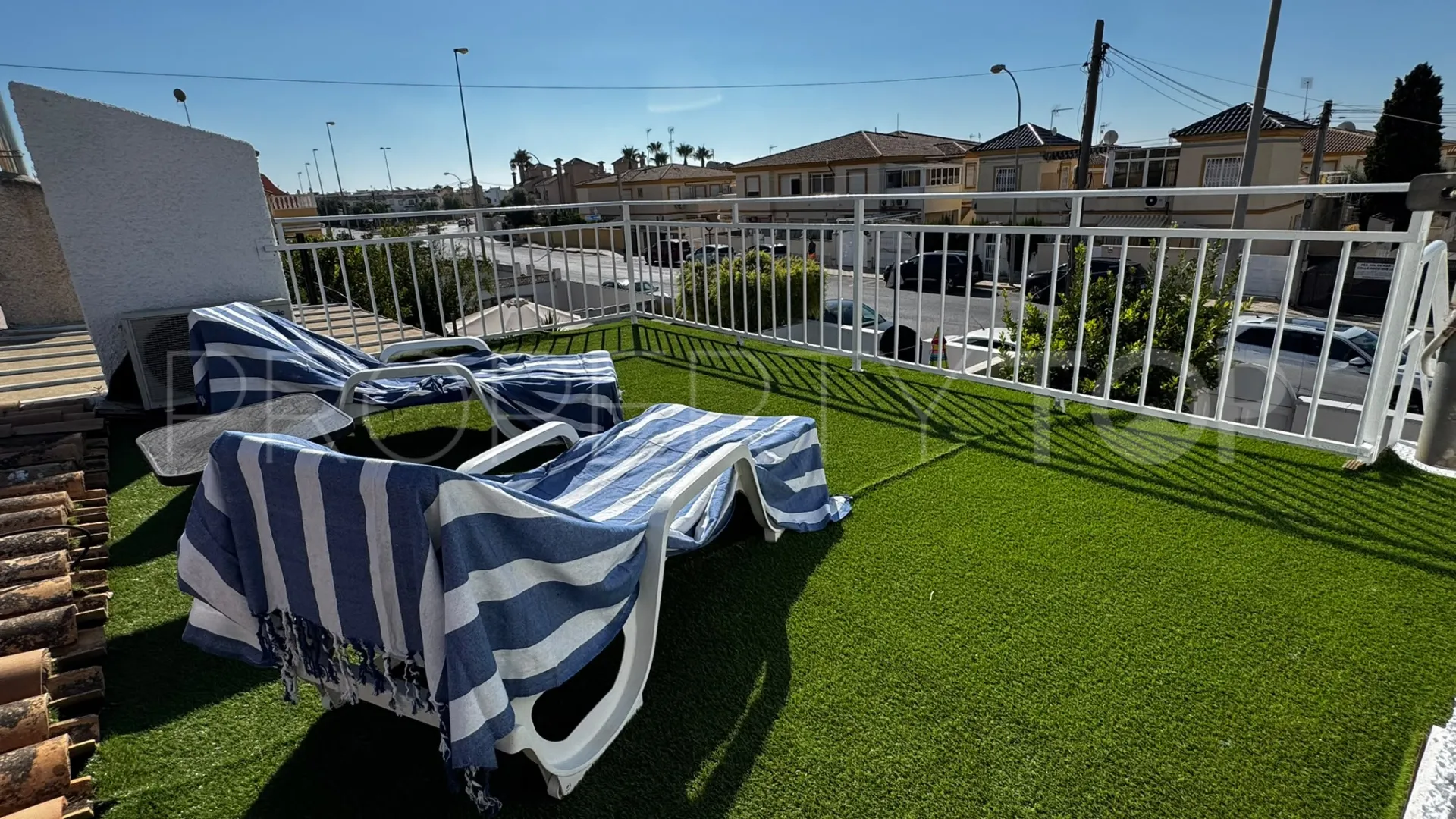 Bungalow en venta en Playa Flamenca con 3 dormitorios
