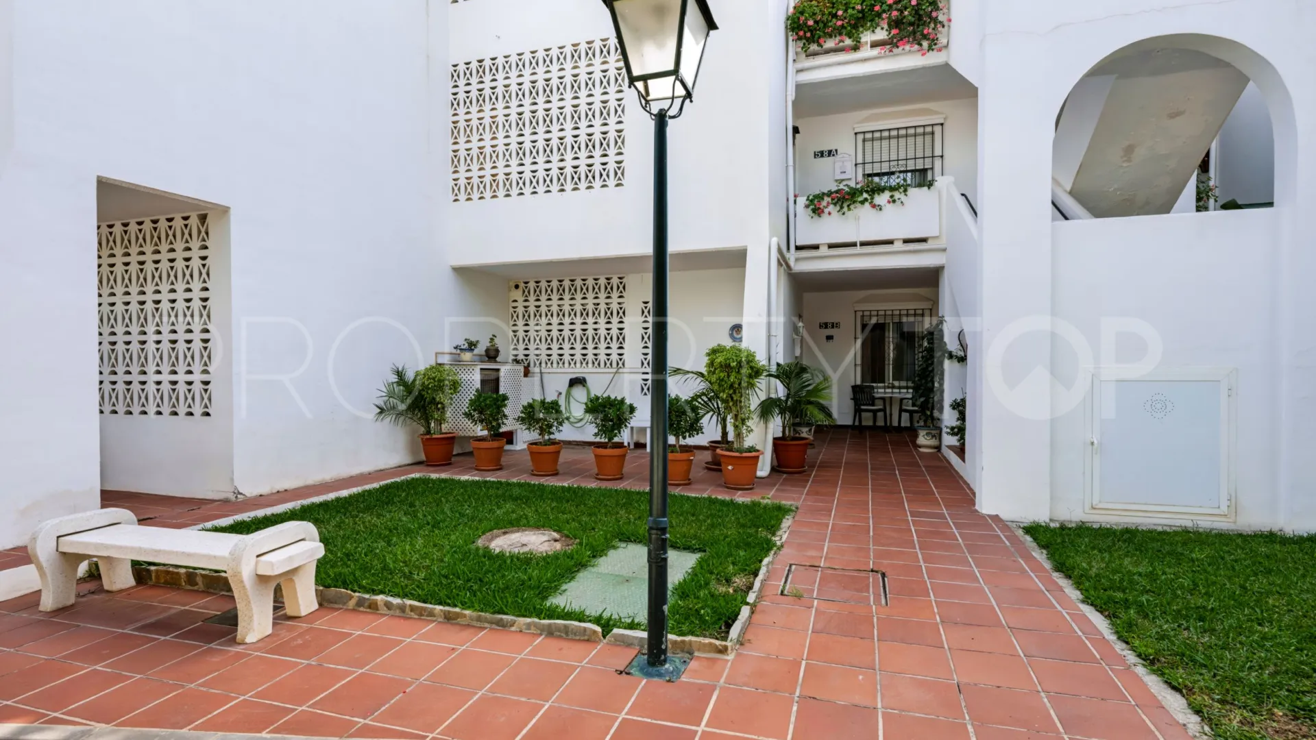 Andalucia Garden Club, apartamento planta baja de 2 dormitorios a la venta