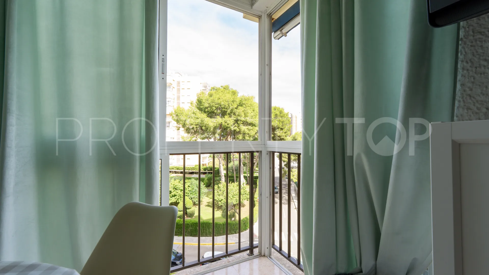 Dehesa de Campoamor apartment for sale