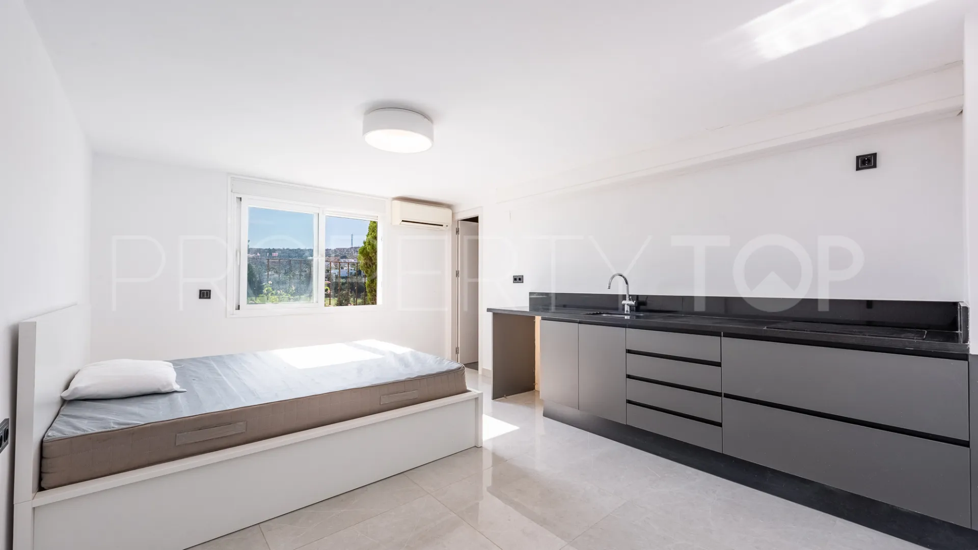 Villa for sale in La Alqueria with 5 bedrooms