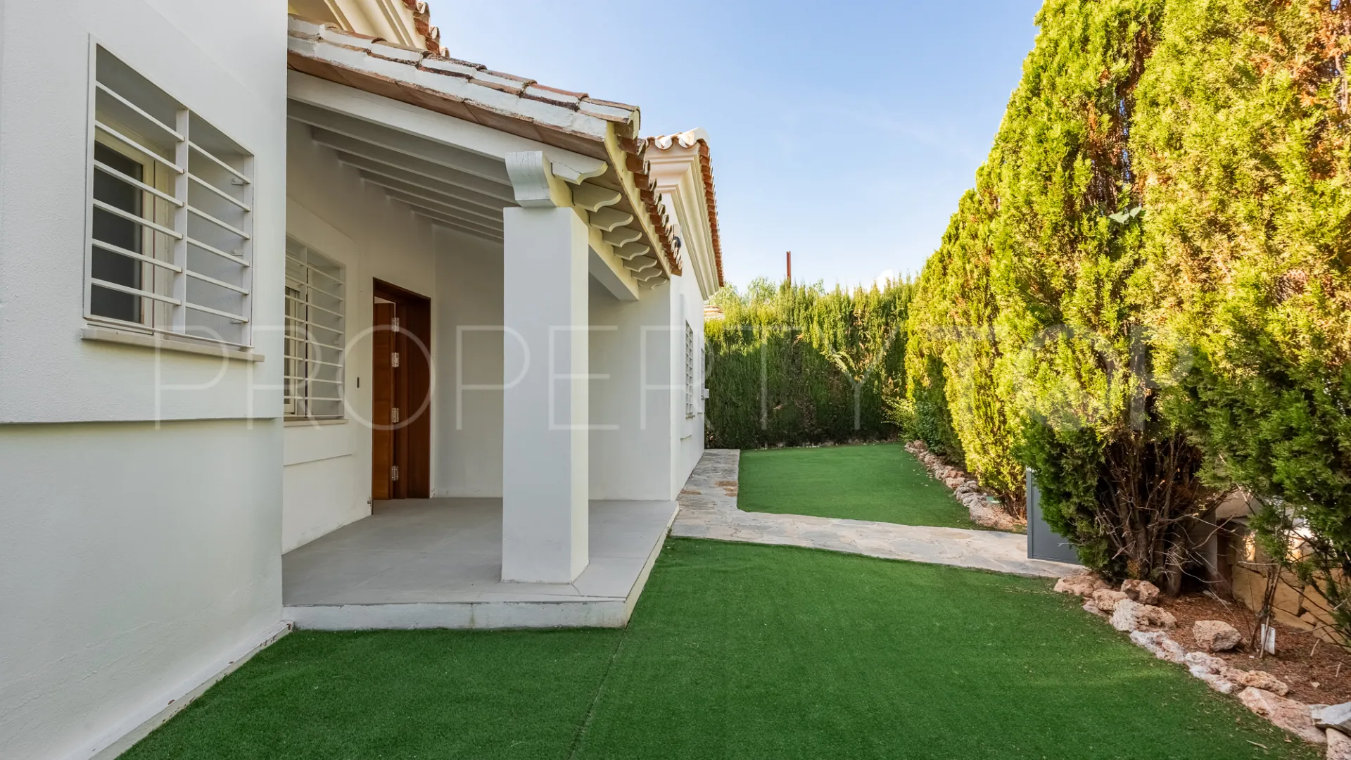 Villa for sale in La Alqueria with 5 bedrooms