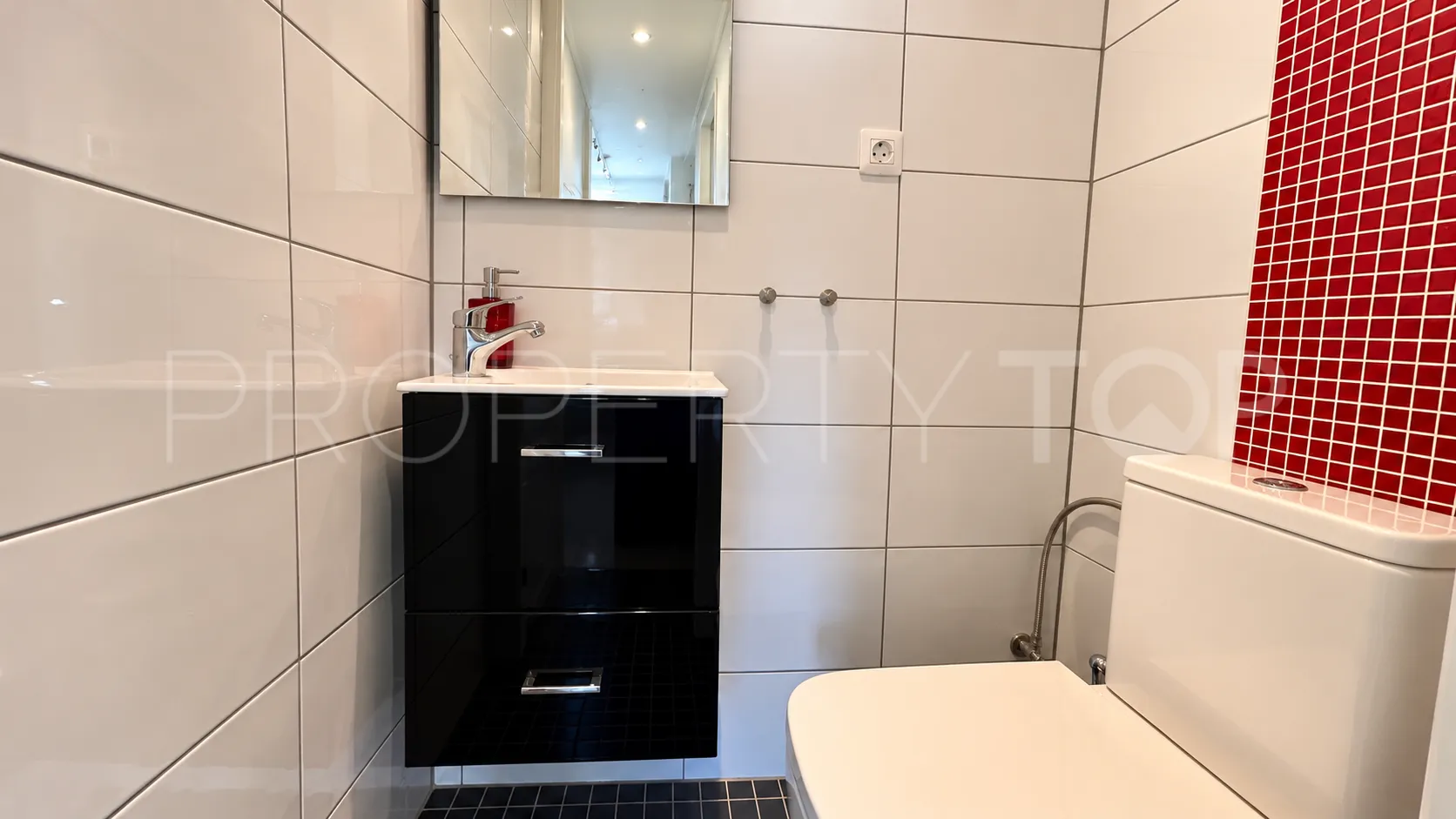 Monte Rojo, apartamento en venta