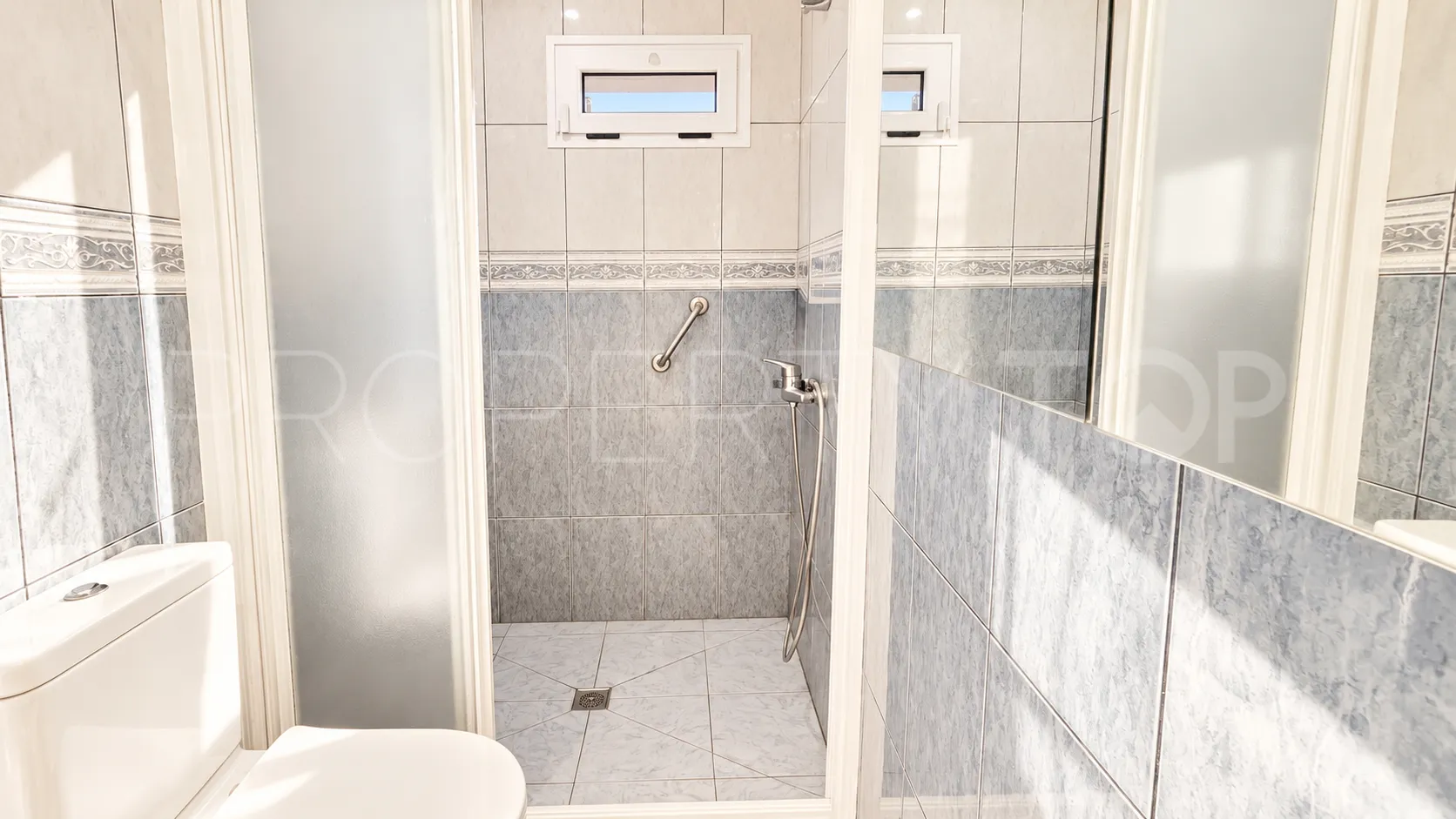 Monte Rojo, apartamento en venta