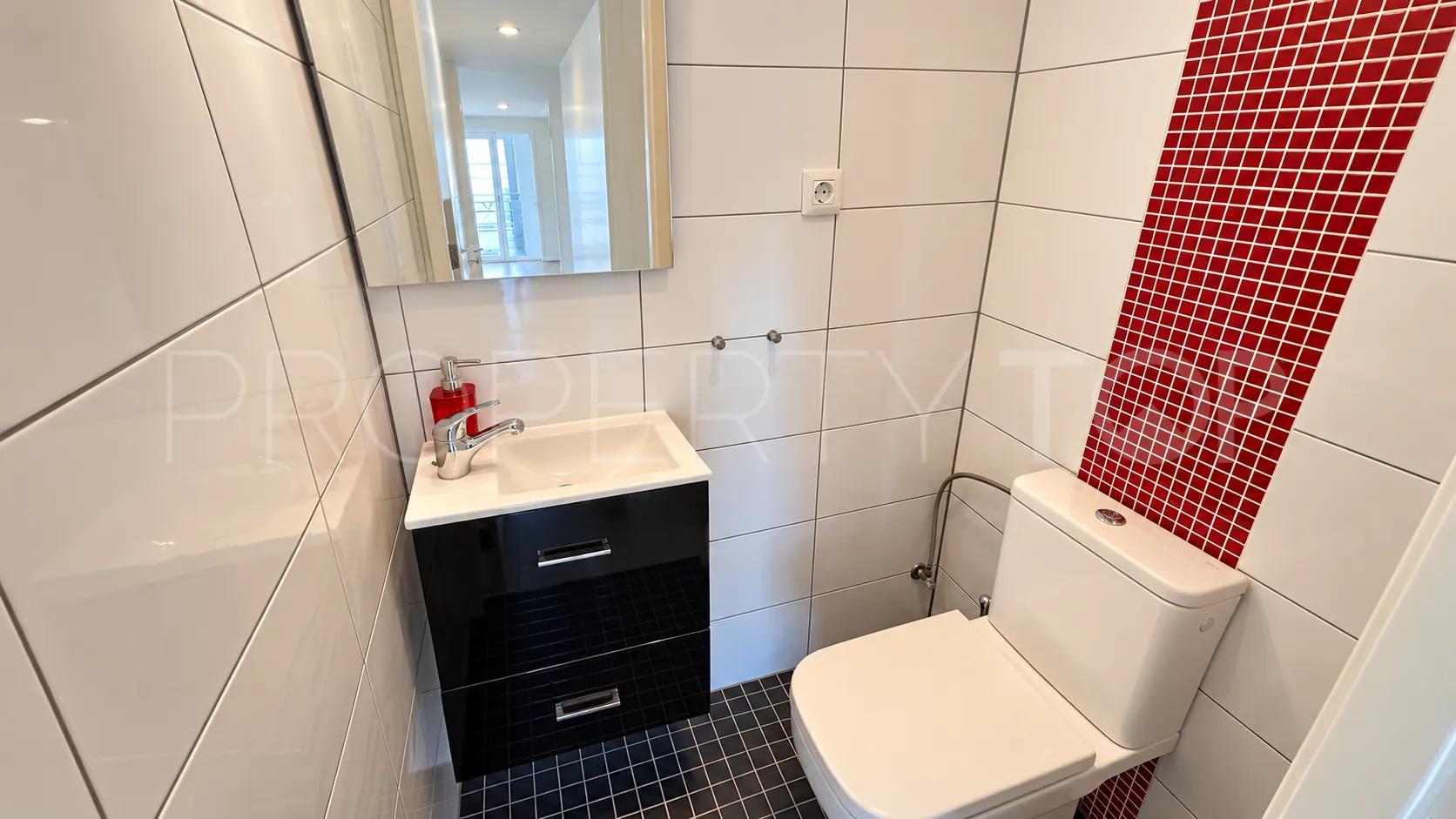 Monte Rojo, apartamento en venta