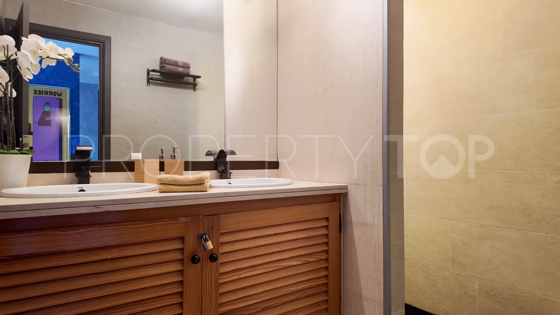 Comprar apartamento de 1 dormitorio en Callao Salvaje - Playa Paraíso