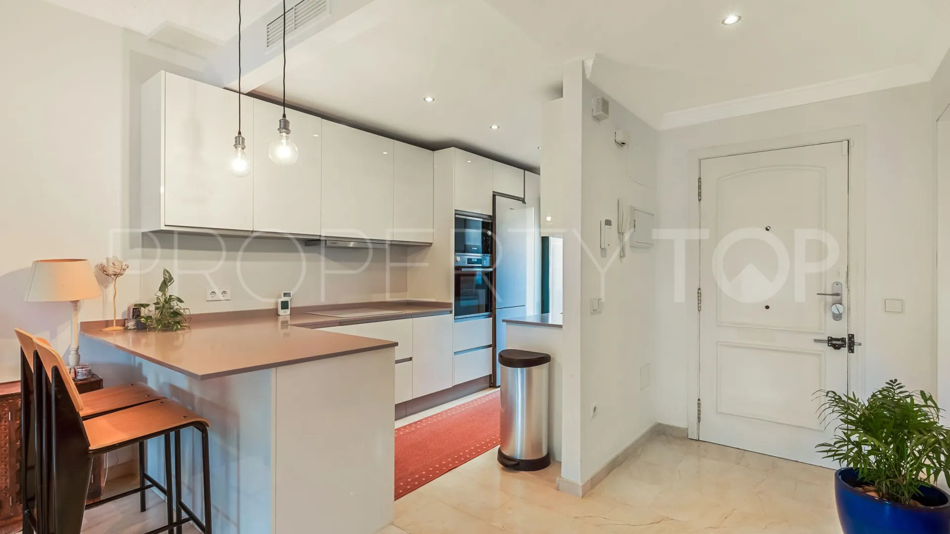 Buy Elviria duplex with 3 bedrooms