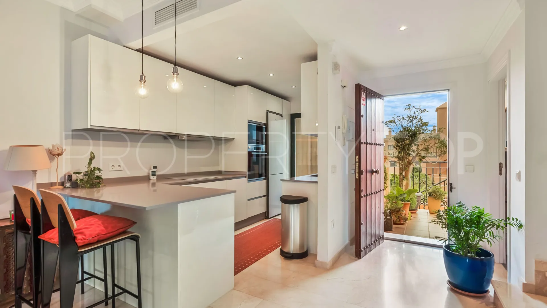 Buy Elviria duplex with 3 bedrooms