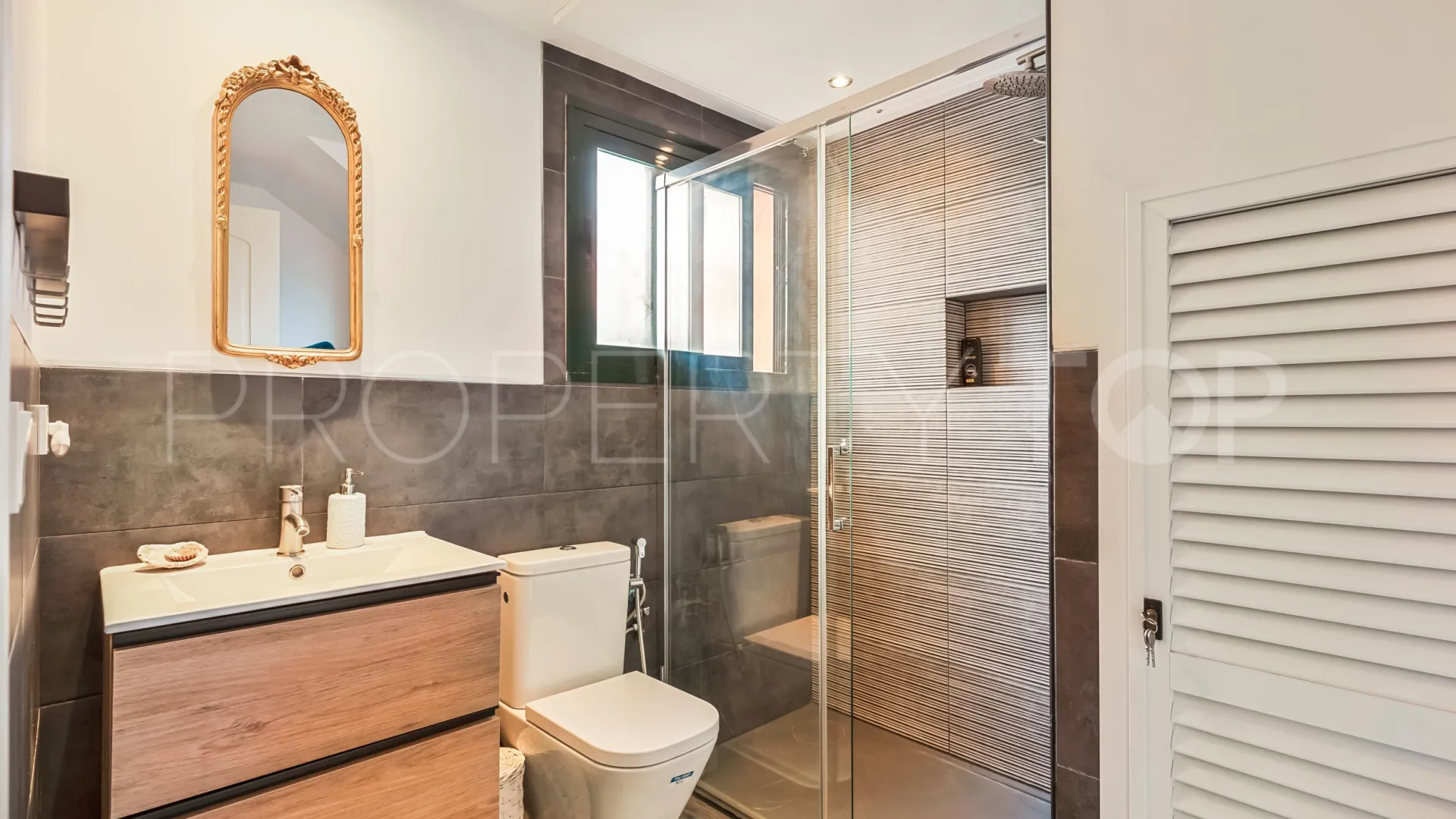 Buy Elviria duplex with 3 bedrooms