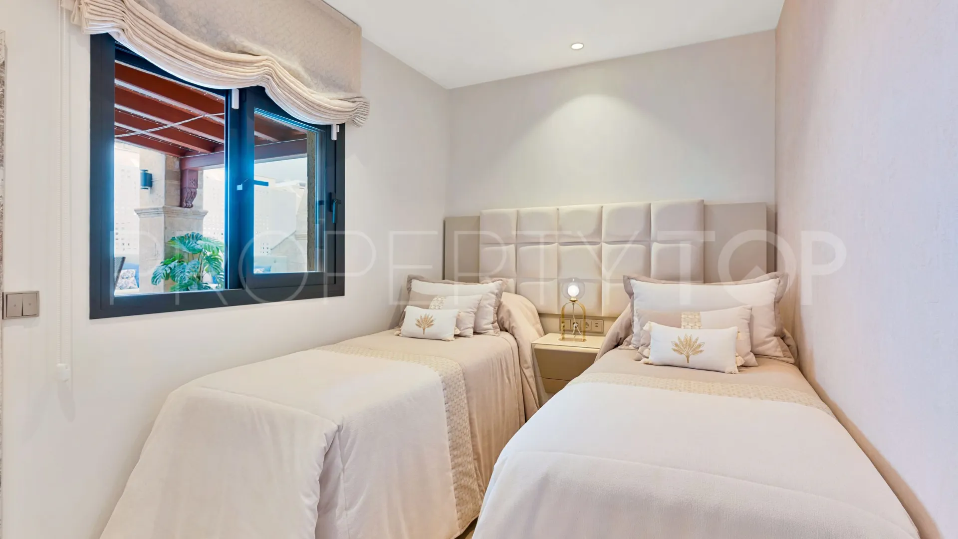 3 bedrooms penthouse for sale in Marbella Centro