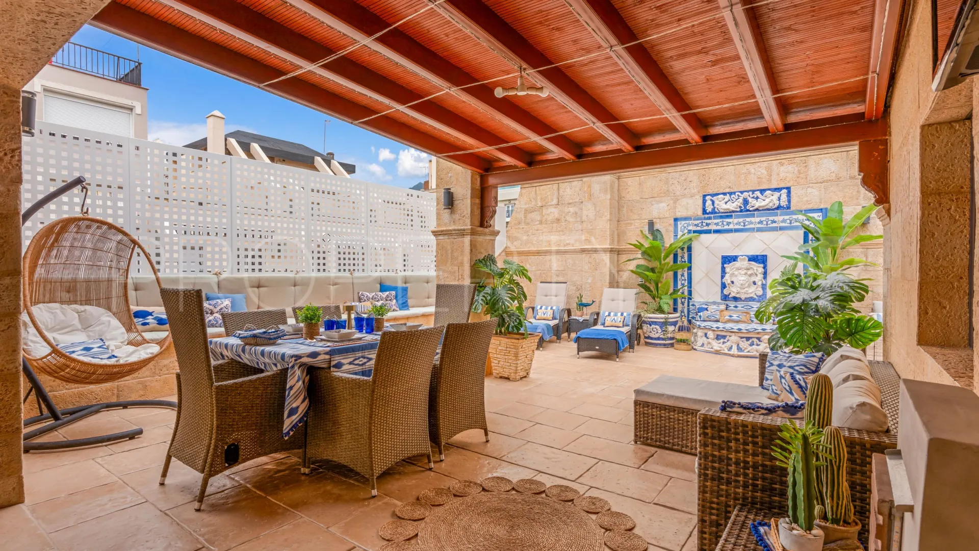 3 bedrooms penthouse for sale in Marbella Centro