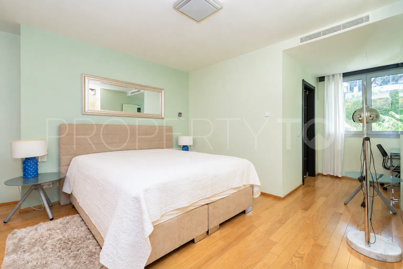 Semi detached villa in Meisho Hills for sale