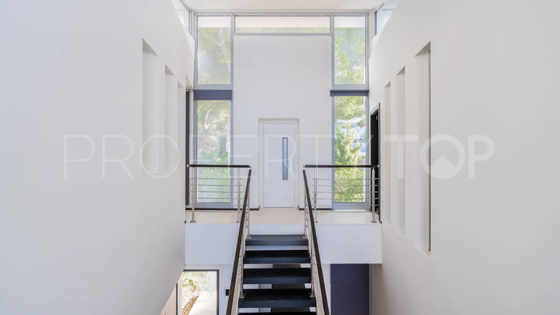 Semi detached villa in Meisho Hills for sale