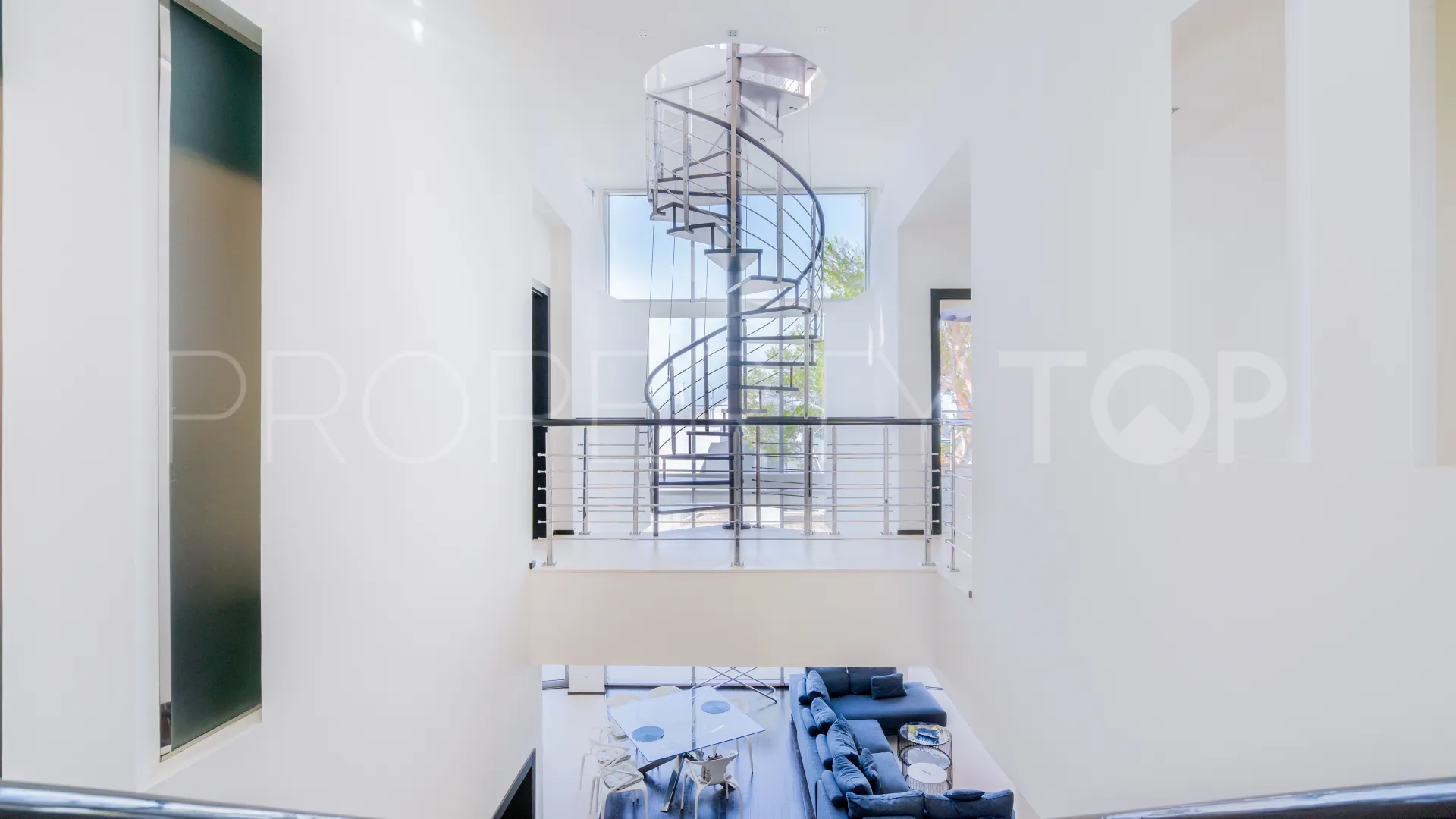 Semi detached villa in Meisho Hills for sale