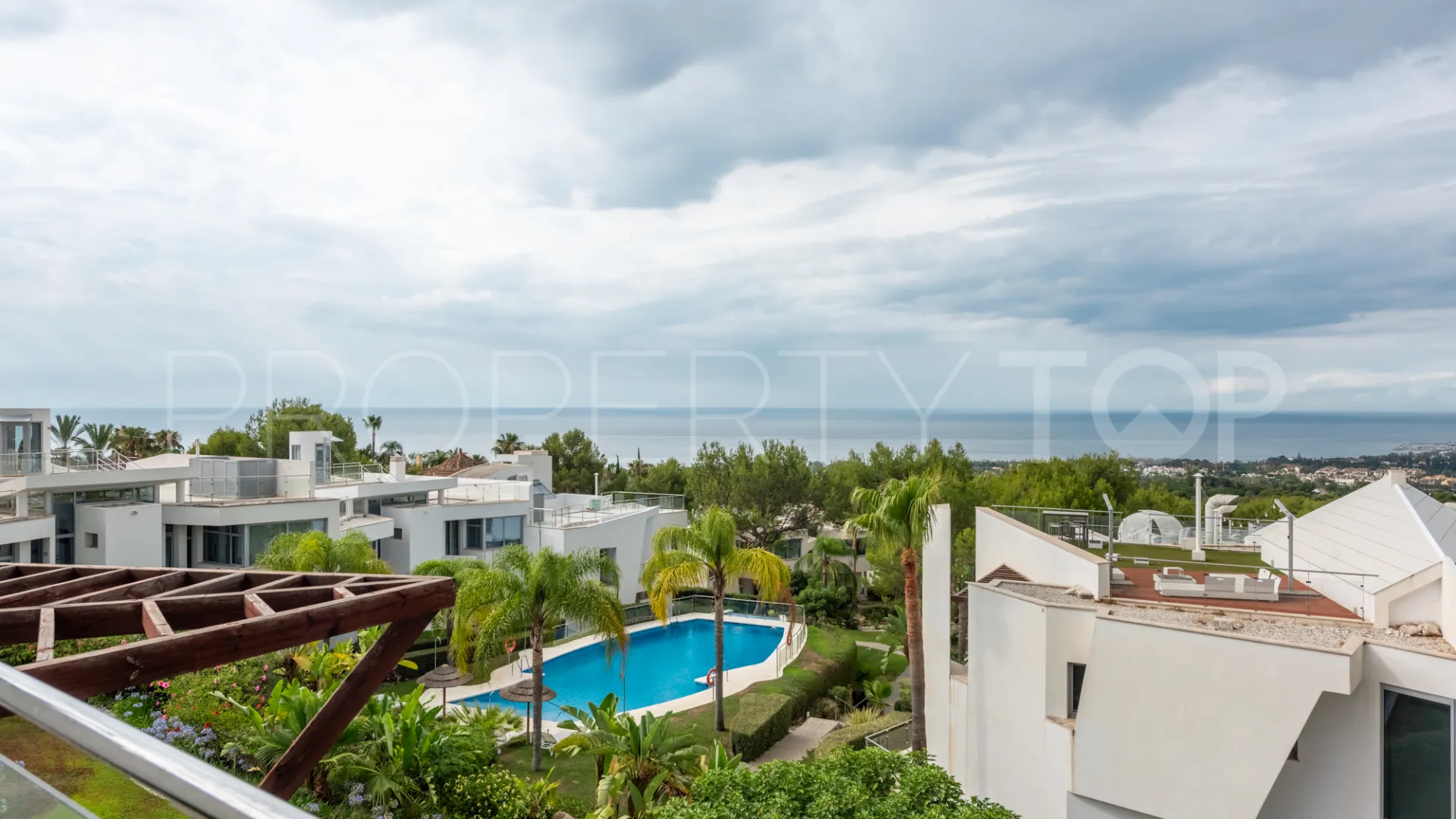 Semi detached villa in Meisho Hills for sale
