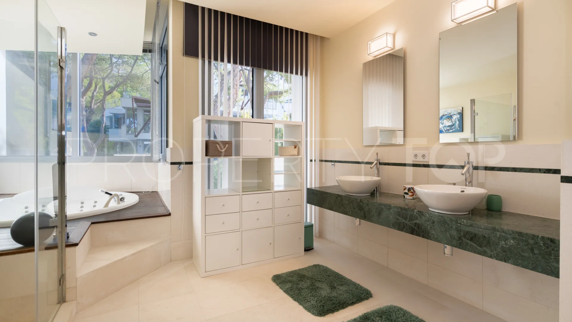 Semi detached villa in Meisho Hills for sale