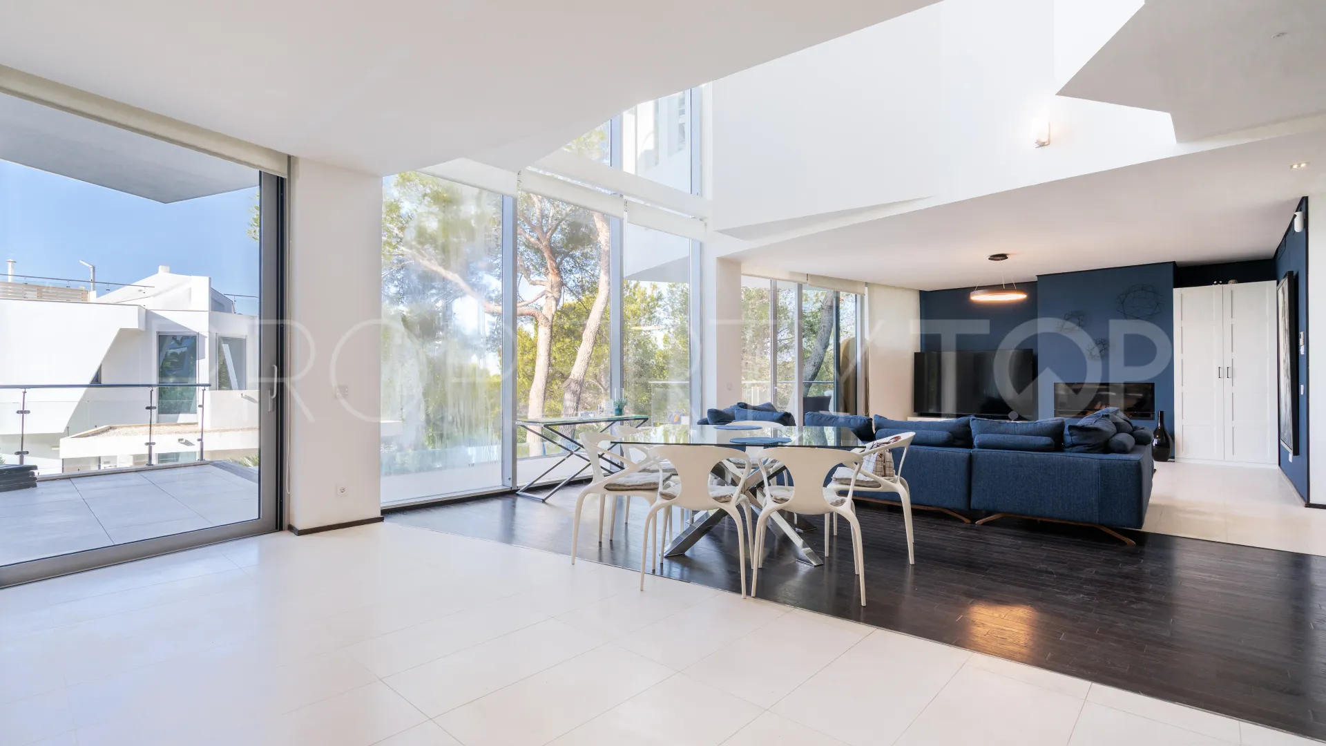 Semi detached villa in Meisho Hills for sale