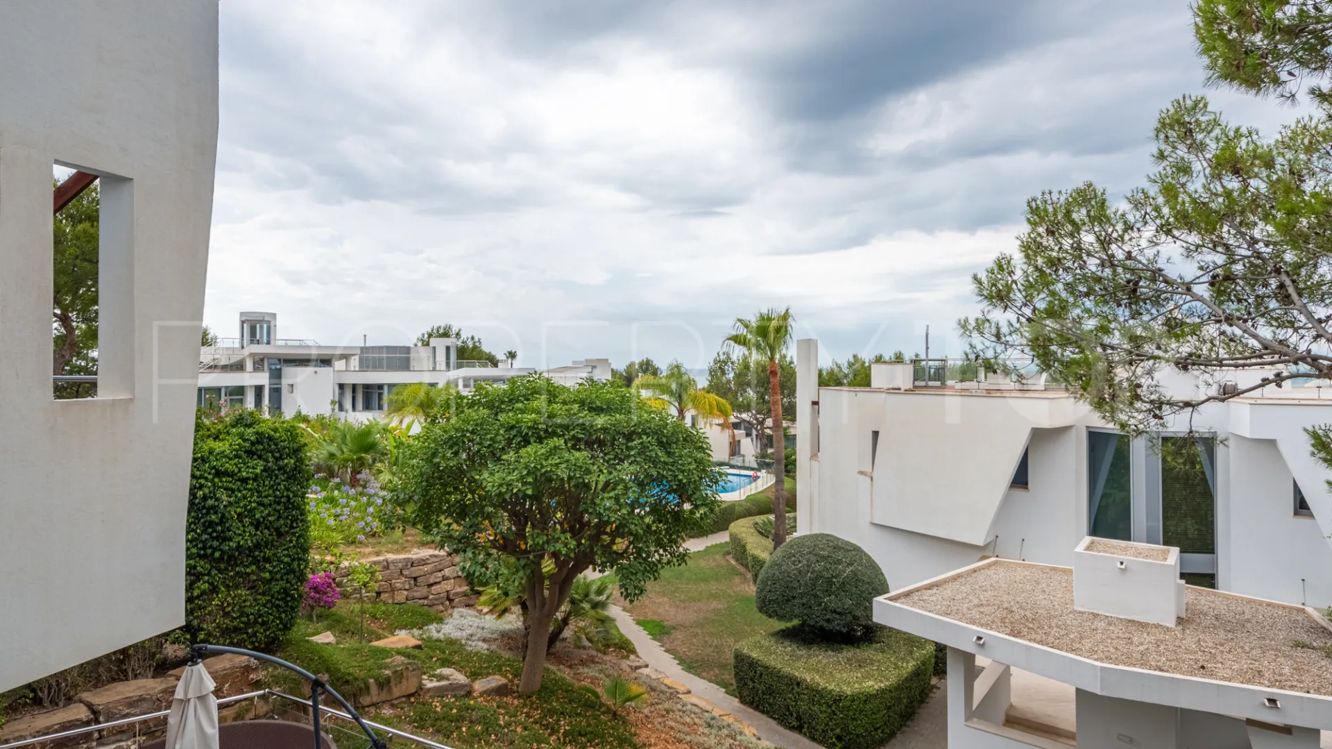 Semi detached villa in Meisho Hills for sale