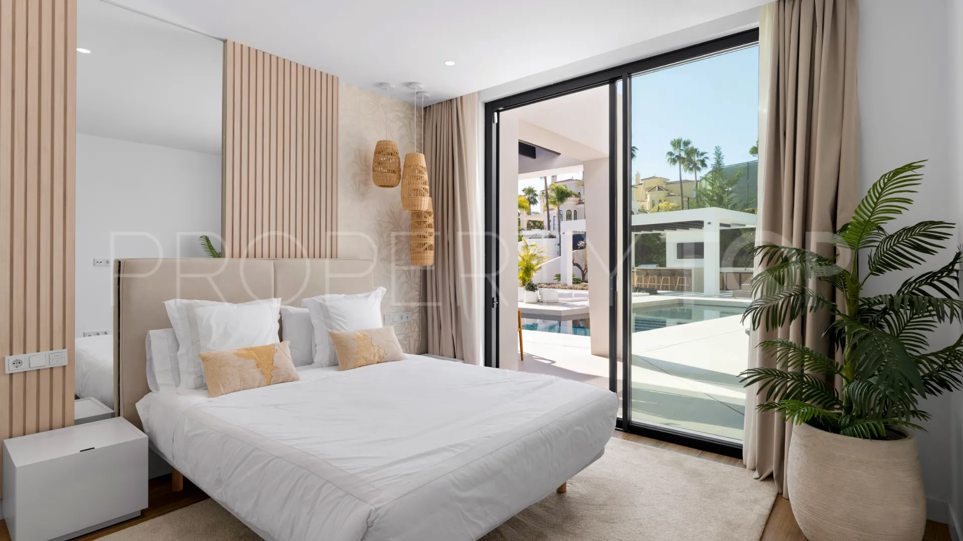 Villa in Nueva Andalucia for sale