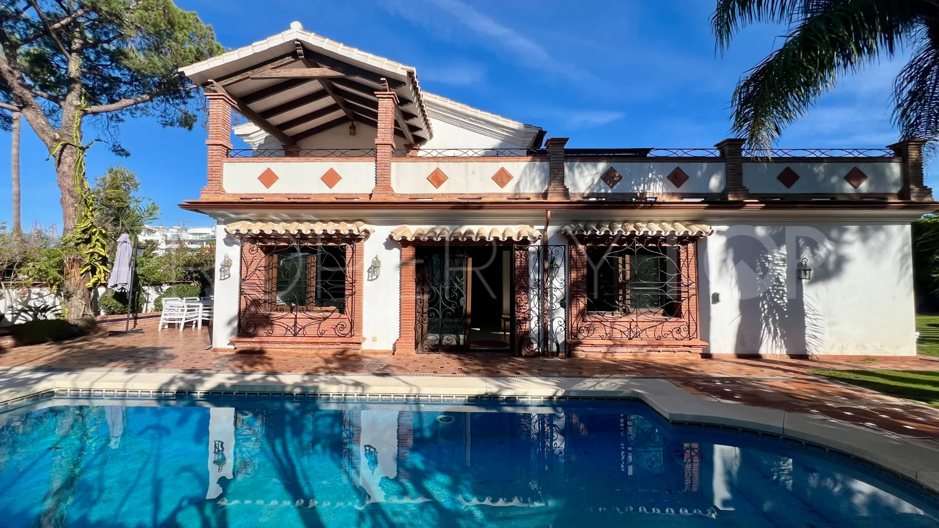 For sale El Presidente villa