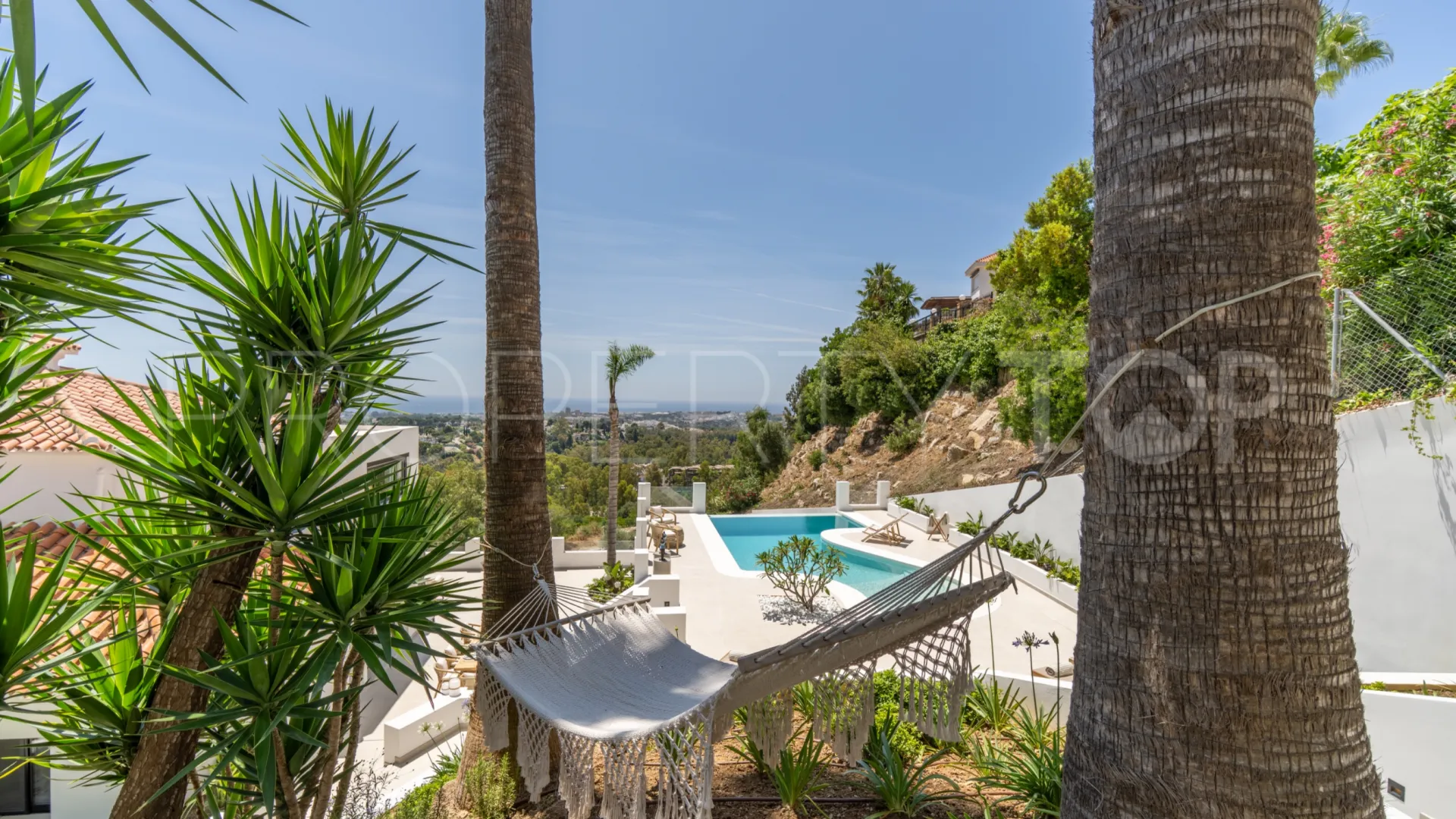Villa en venta en Las Lomas de Nueva Andalucia