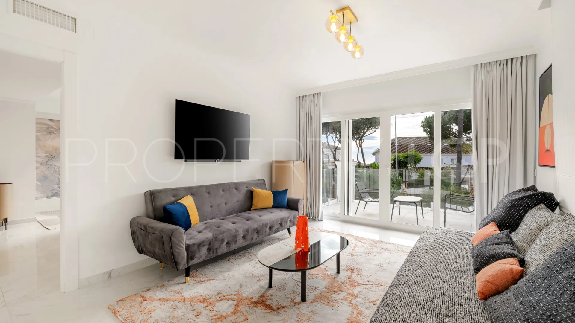 Villa for sale in Rancho Park