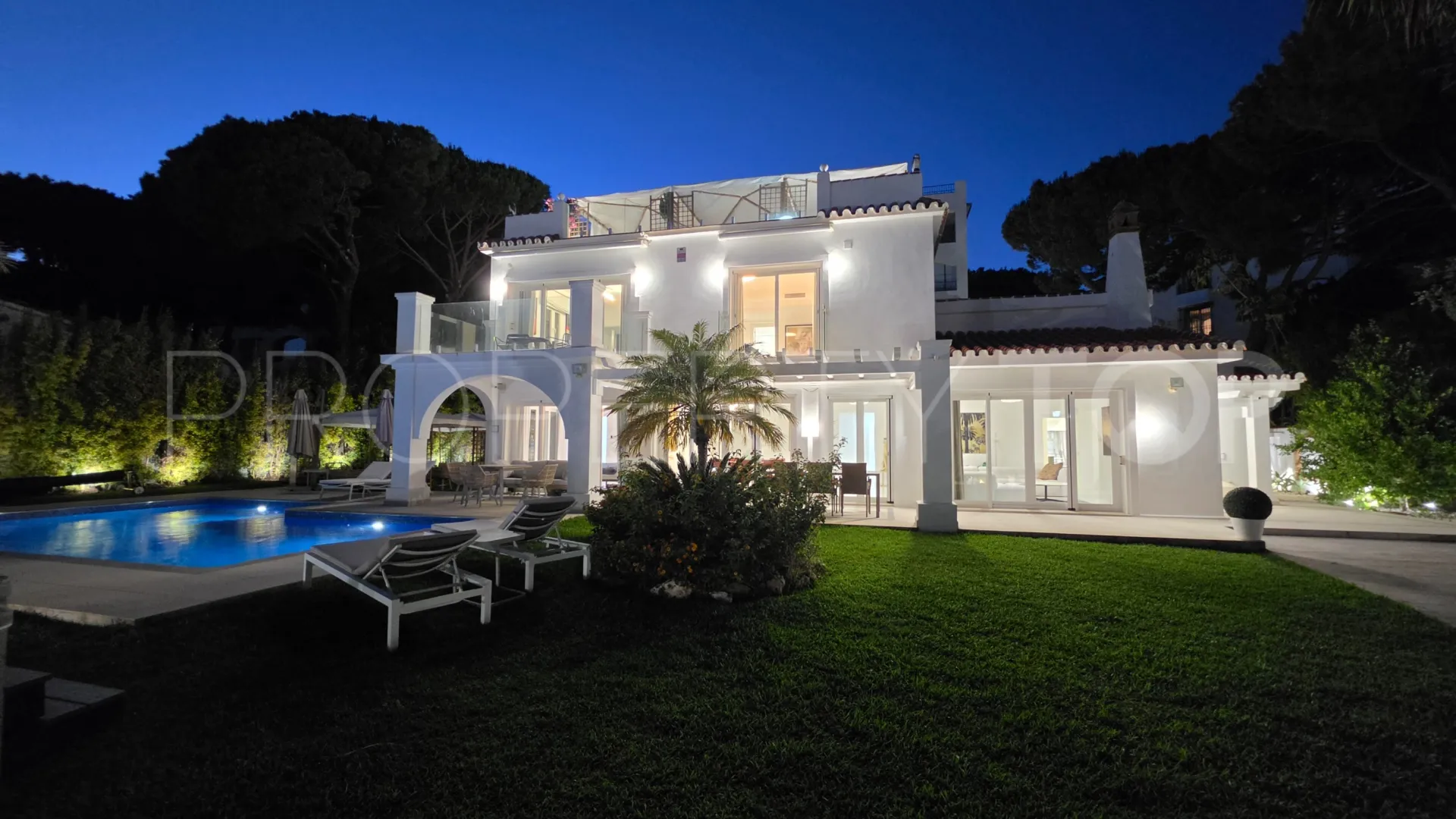 Villa for sale in Rancho Park