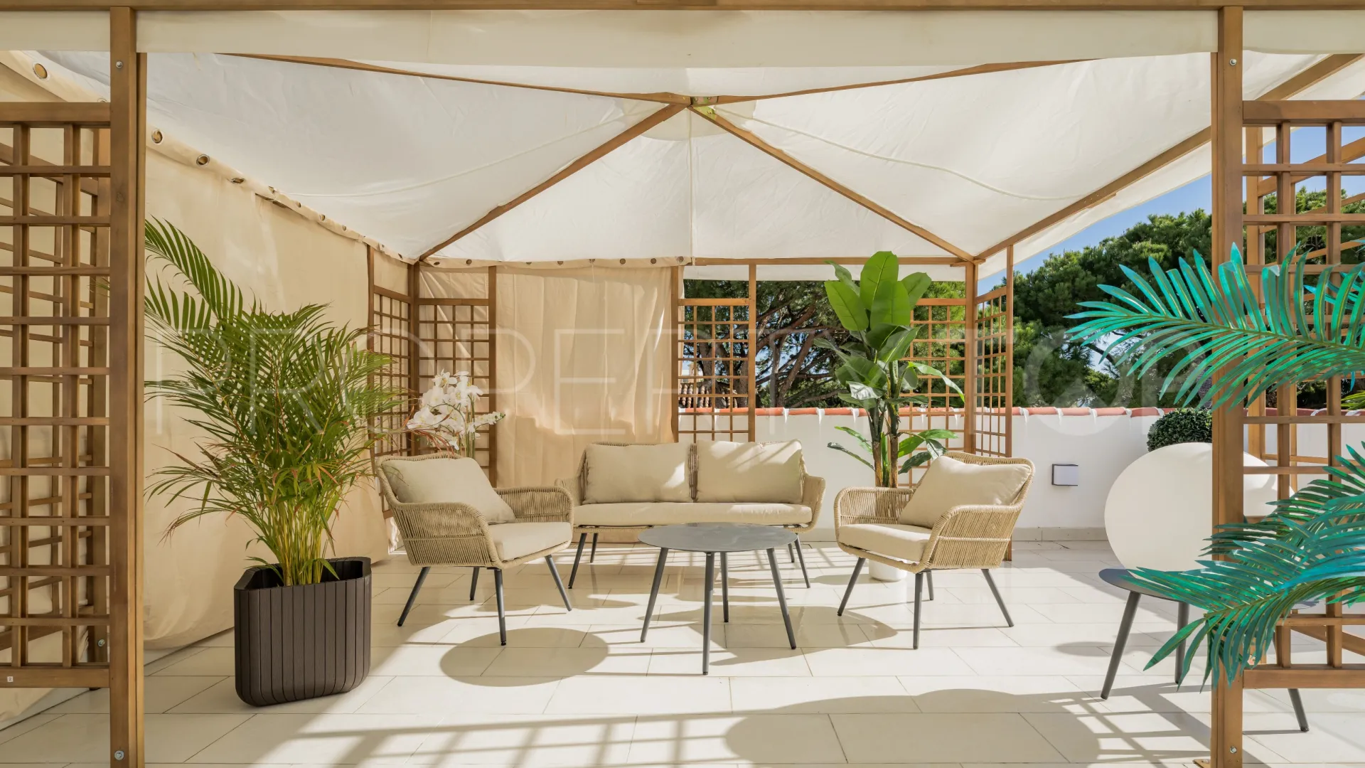 Villa for sale in Rancho Park