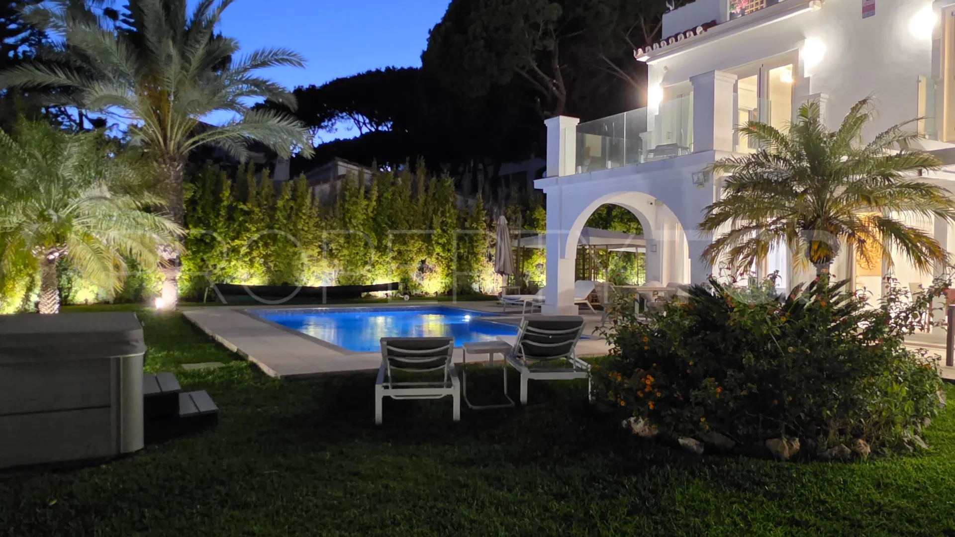Villa for sale in Rancho Park