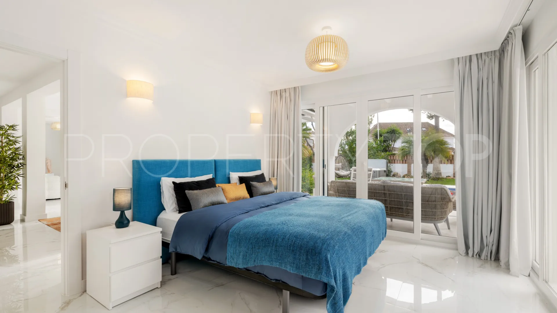 Villa for sale in Rancho Park