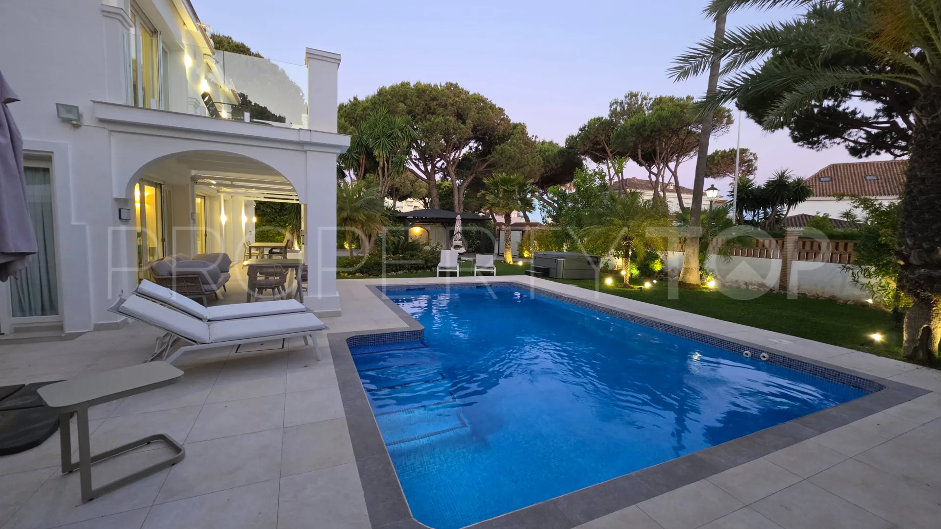 Villa for sale in Rancho Park