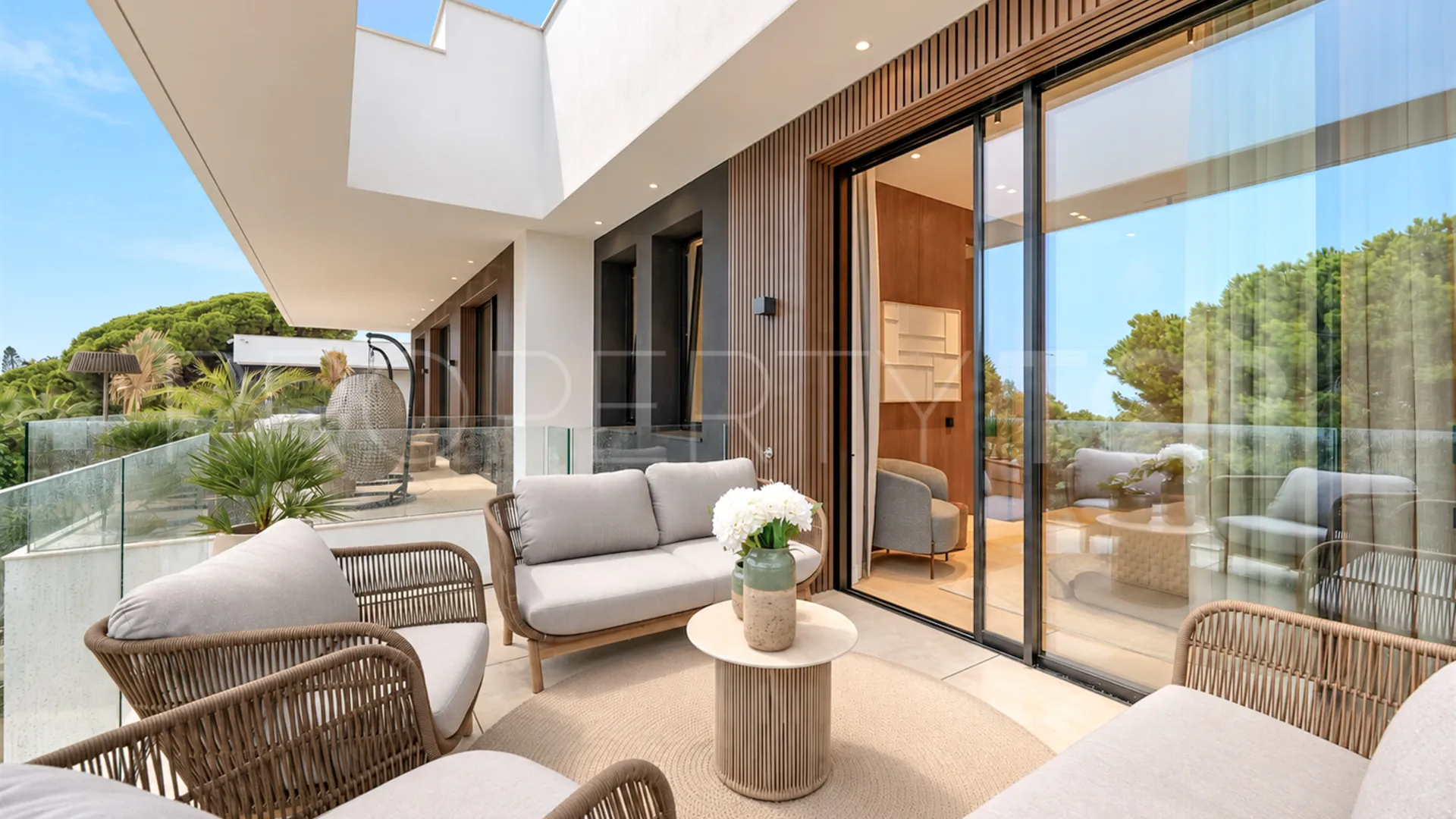 Villa for sale in Nagüeles
