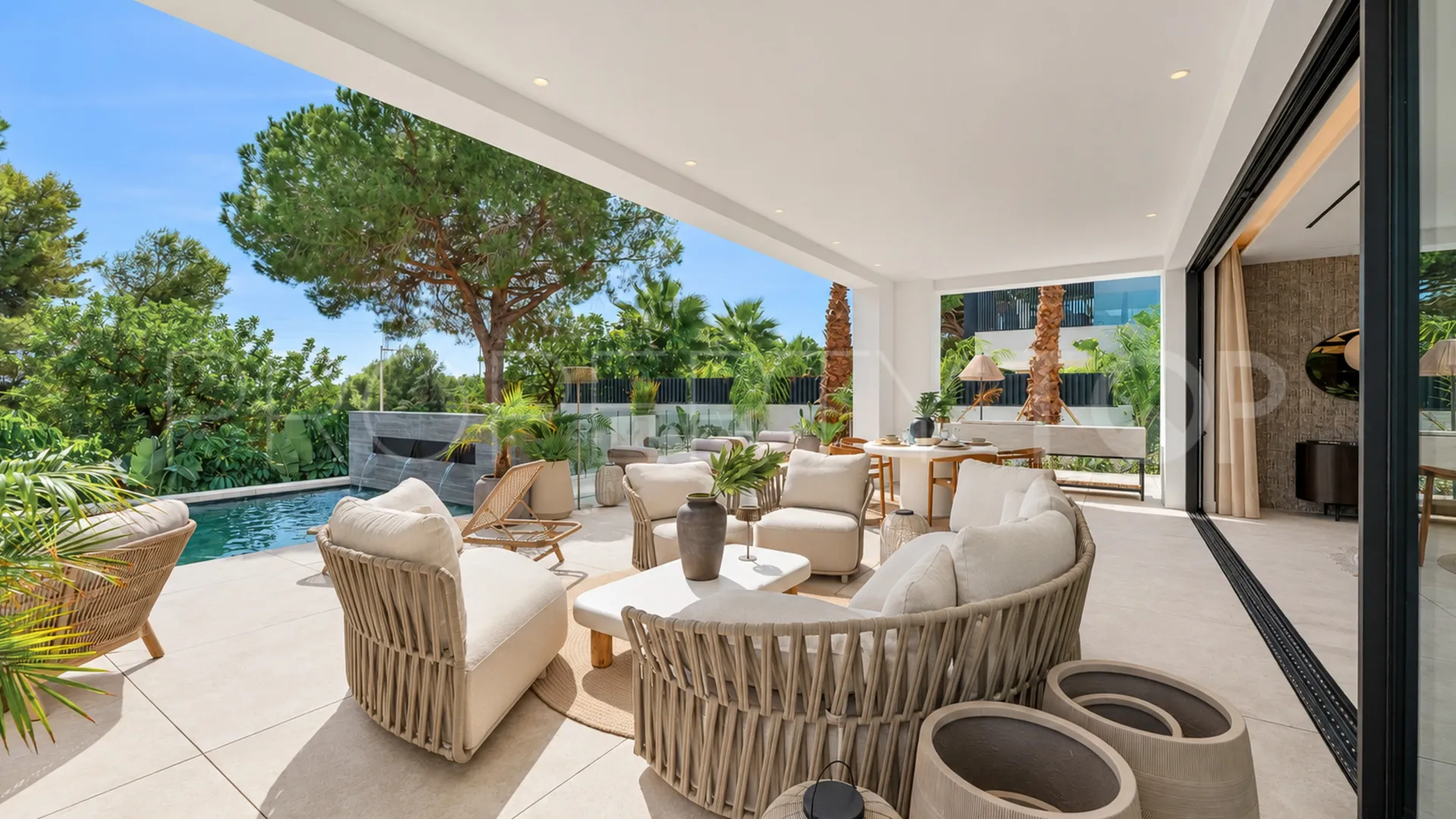 Villa for sale in Nagüeles