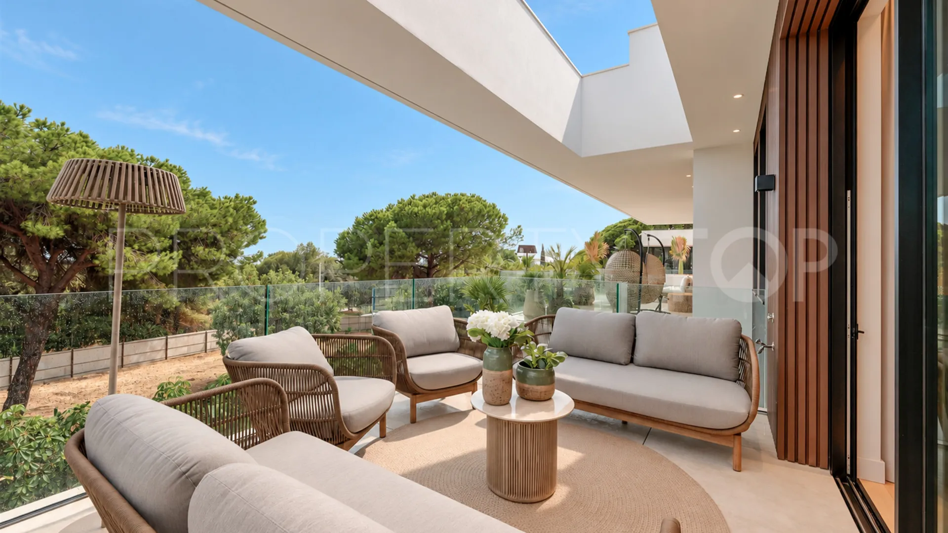 Villa for sale in Nagüeles