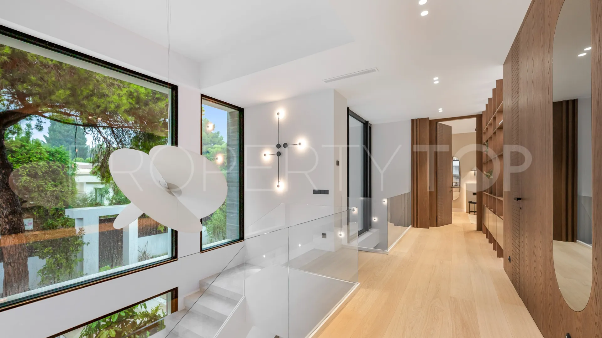 Villa for sale in Nagüeles
