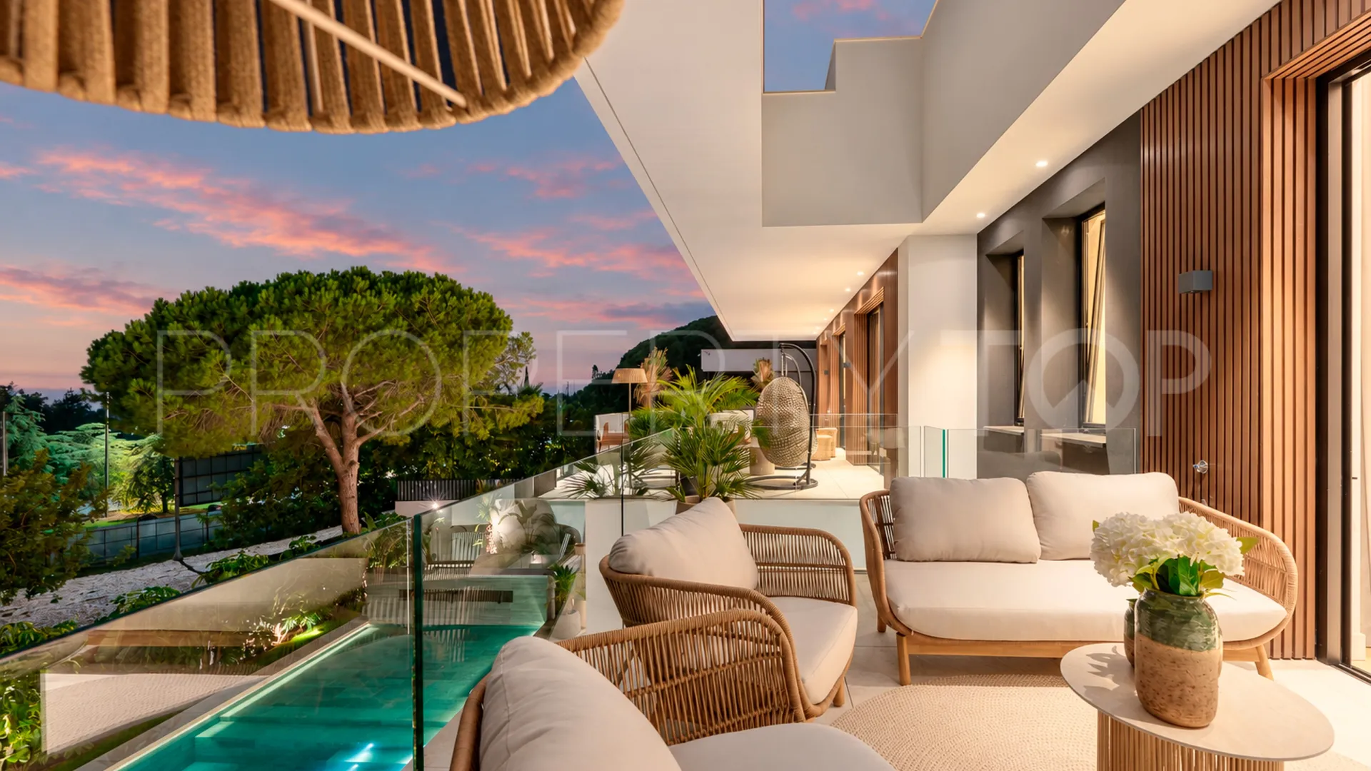 Villa for sale in Nagüeles
