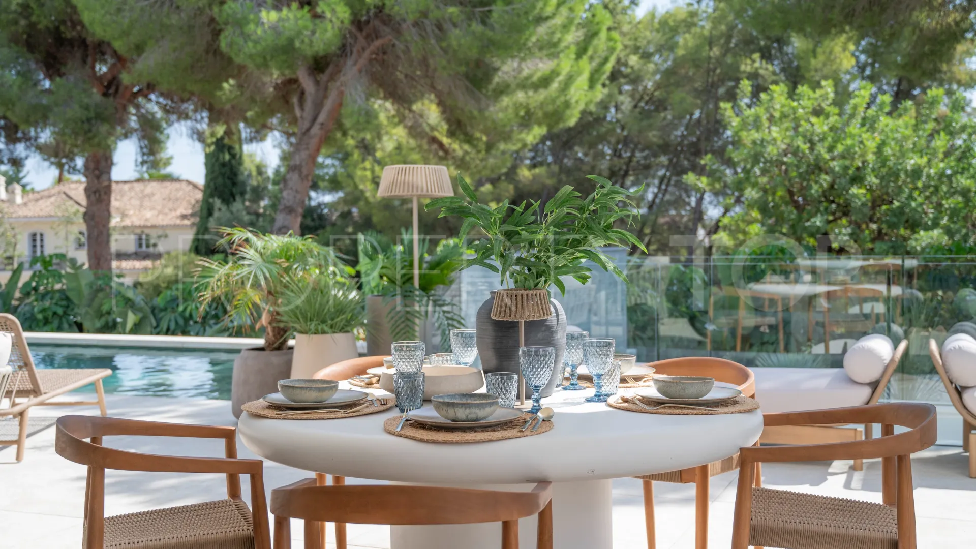 Villa for sale in Nagüeles