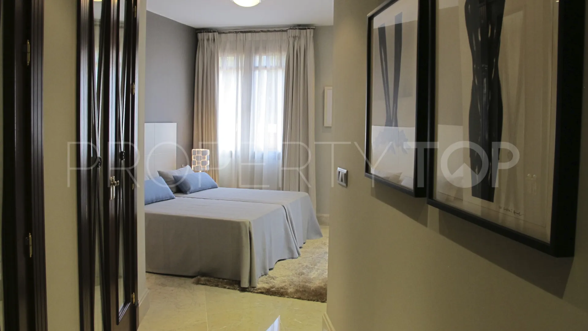 Ground floor apartment for sale in Casablanca Beach