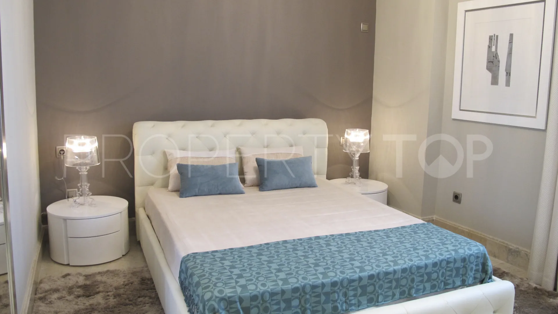 Ground floor apartment for sale in Casablanca Beach
