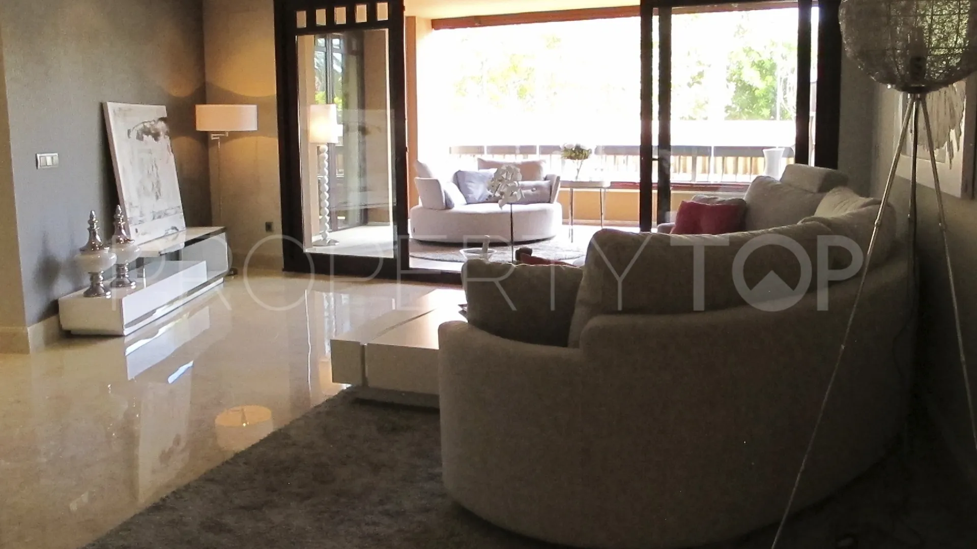 Ground floor apartment for sale in Casablanca Beach