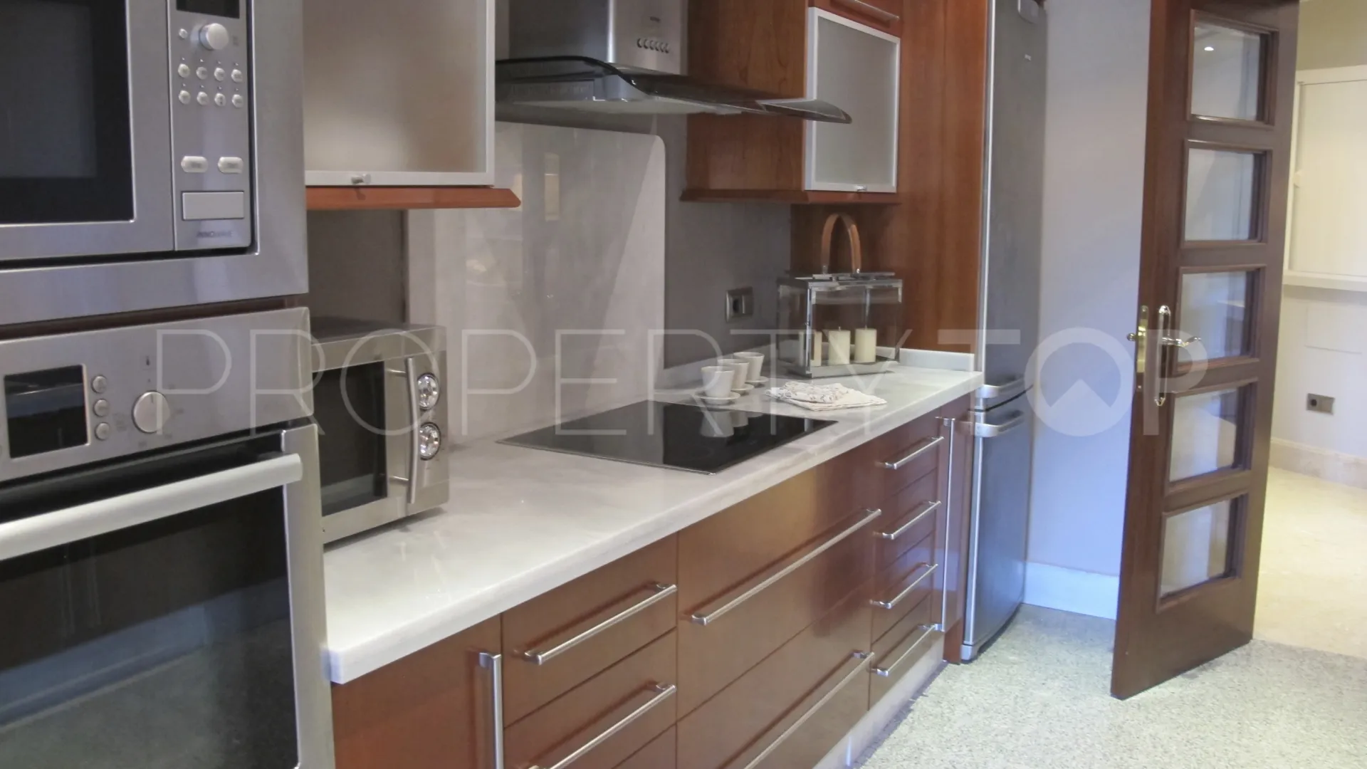 Ground floor apartment for sale in Casablanca Beach