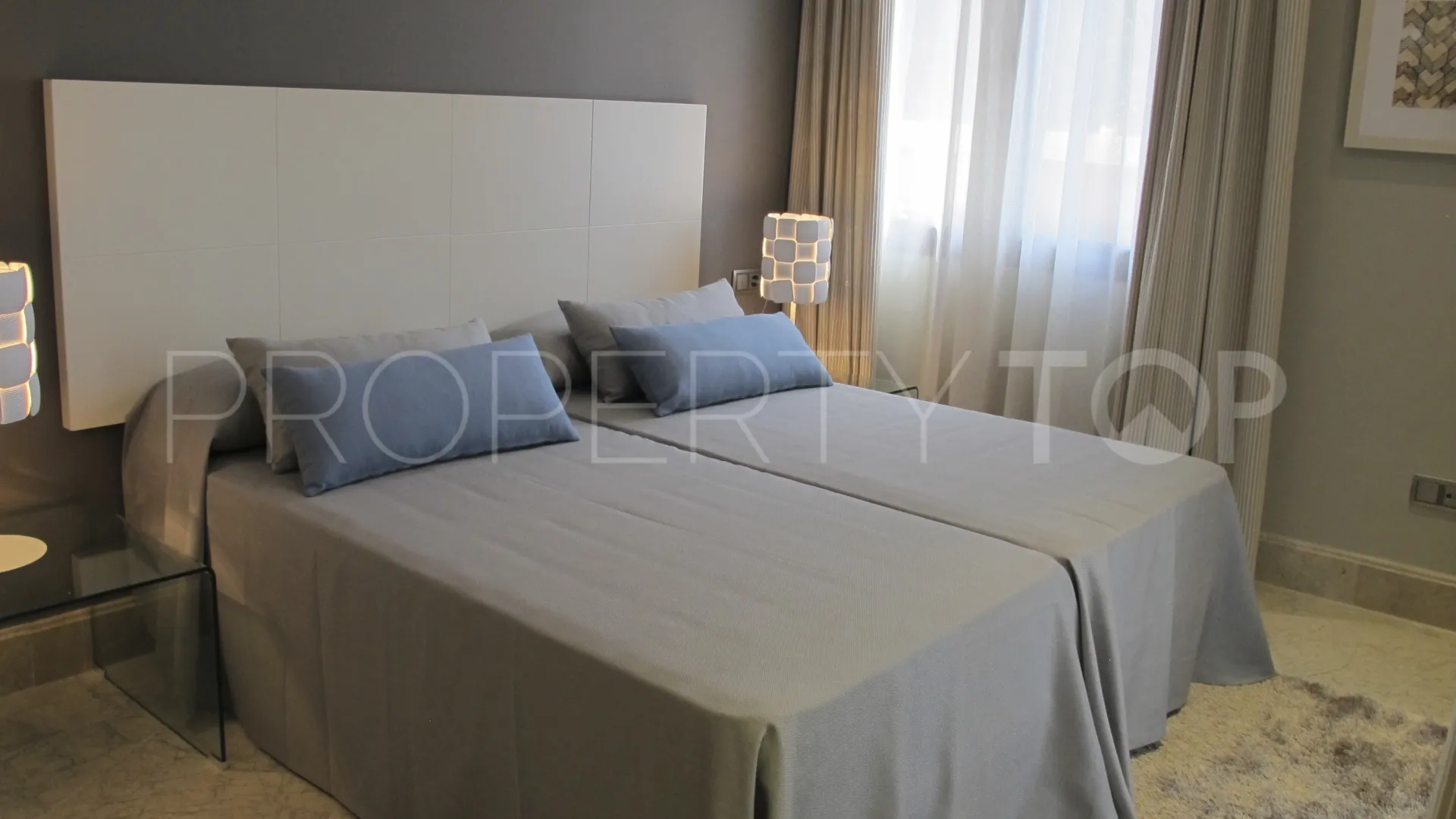 Ground floor apartment for sale in Casablanca Beach
