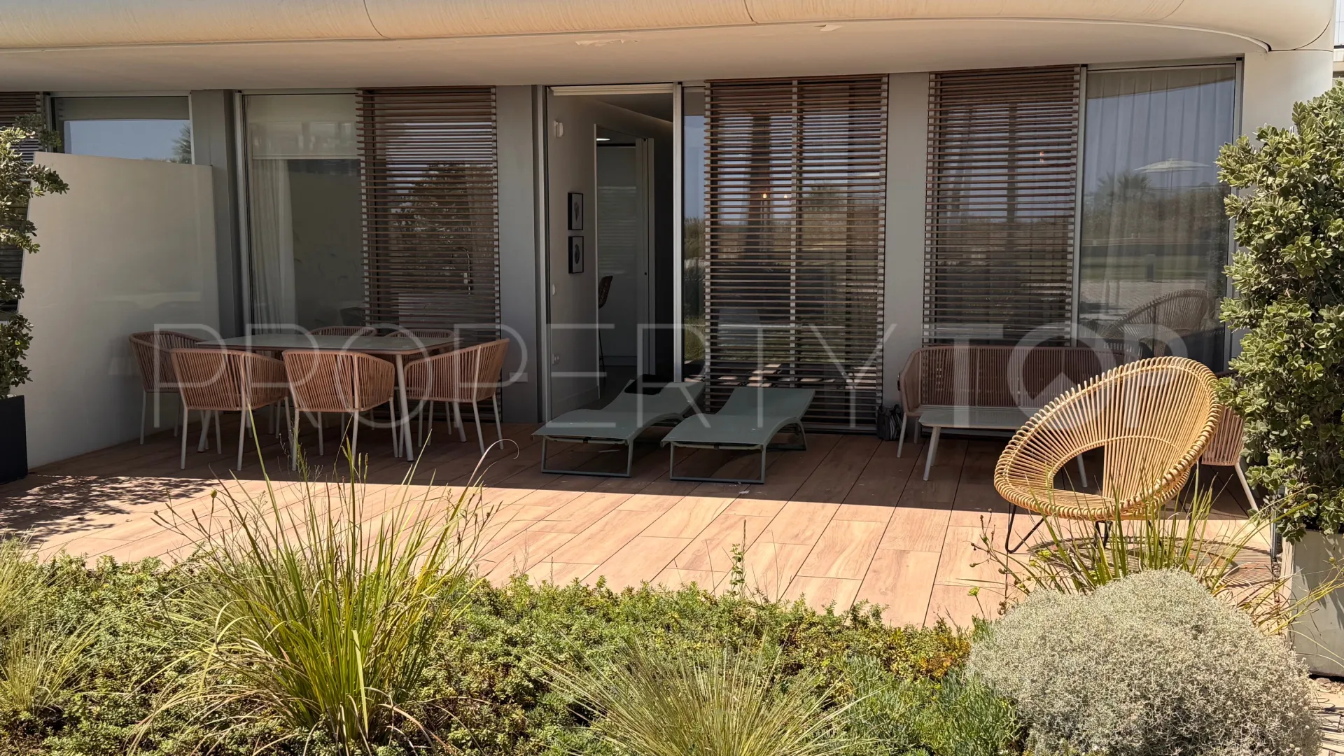 Buy 2 bedrooms ground floor apartment in The Edge