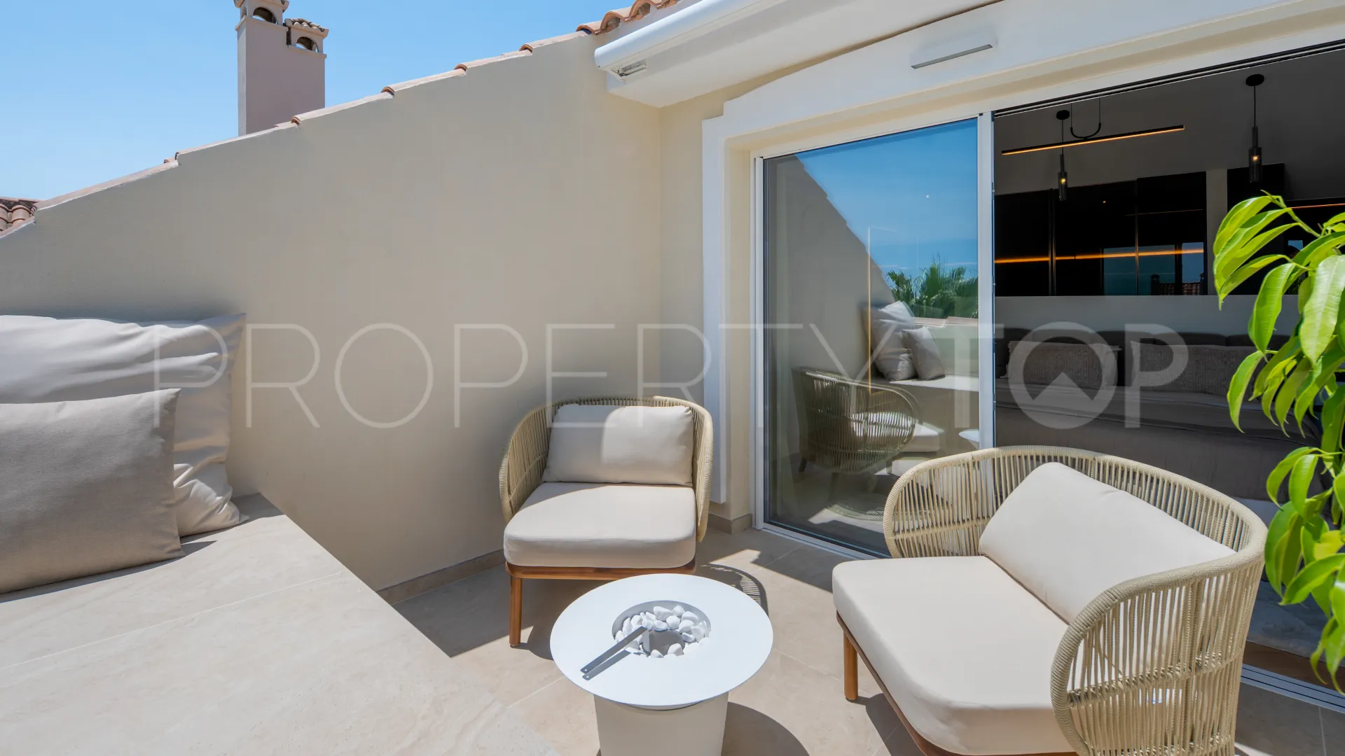 Apartamento a la venta en Aloha Hill Club