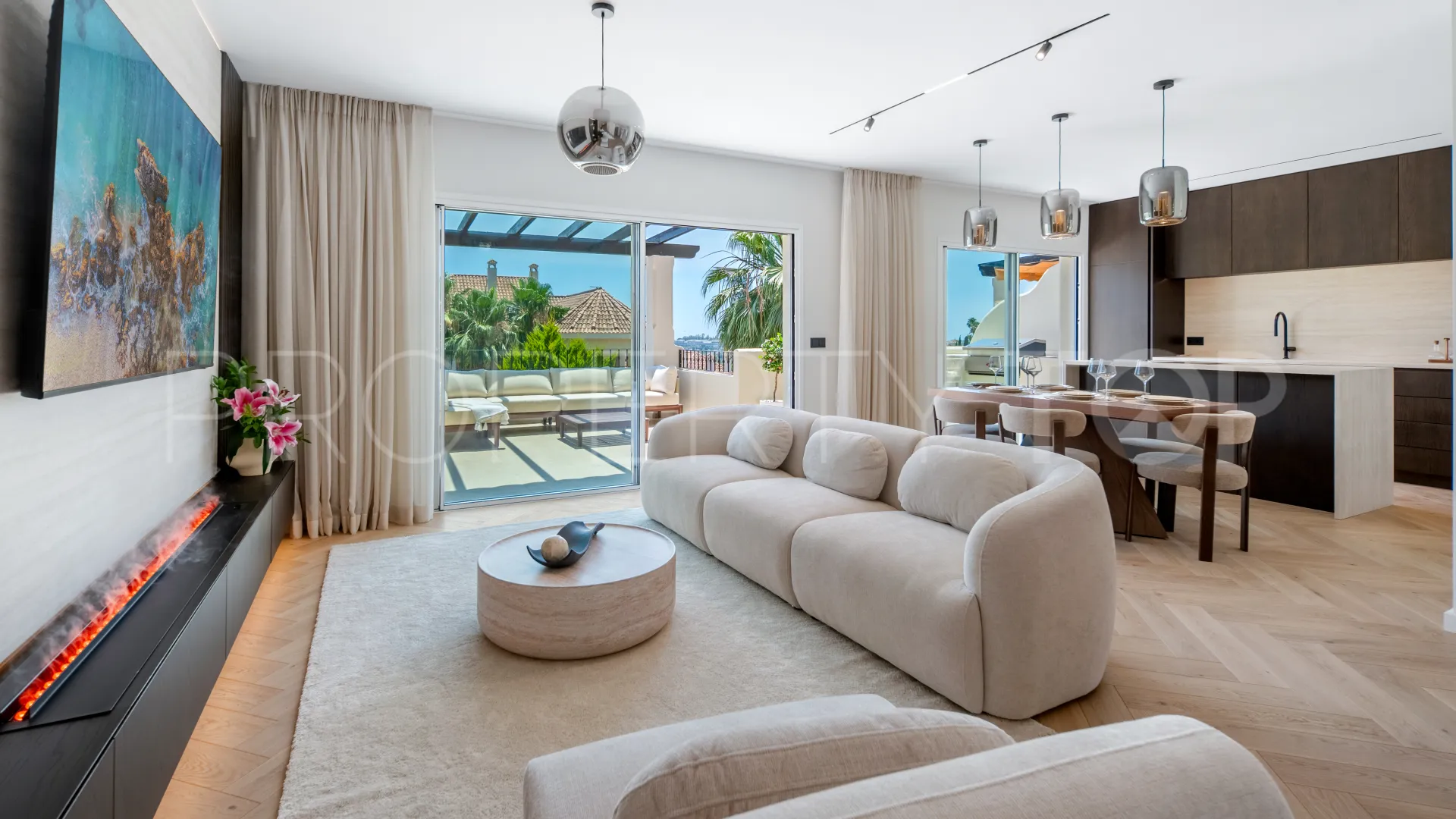 Apartamento a la venta en Aloha Hill Club
