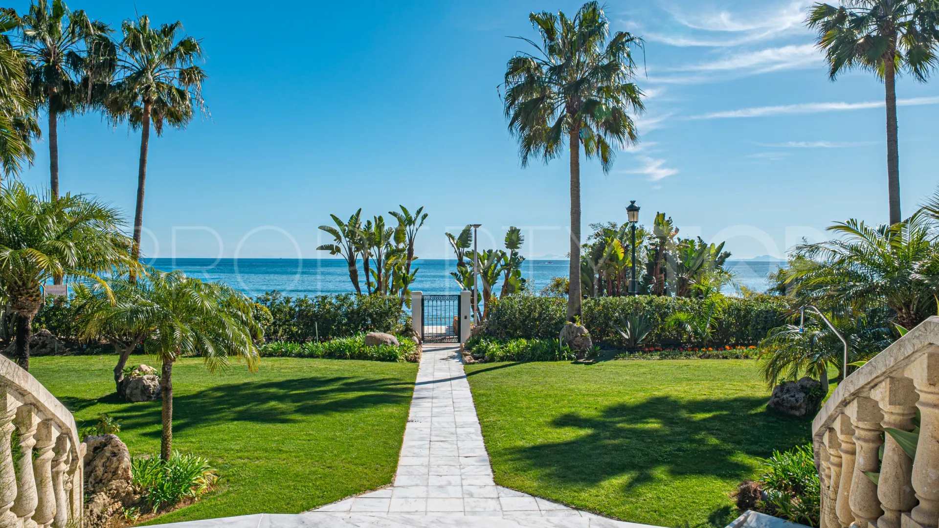 Apartamento a la venta con 3 dormitorios en Las Dunas Park