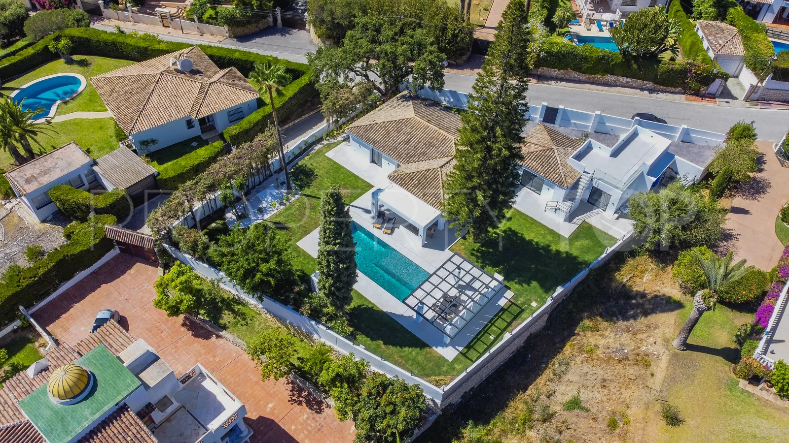 4 bedrooms villa in Elviria for sale