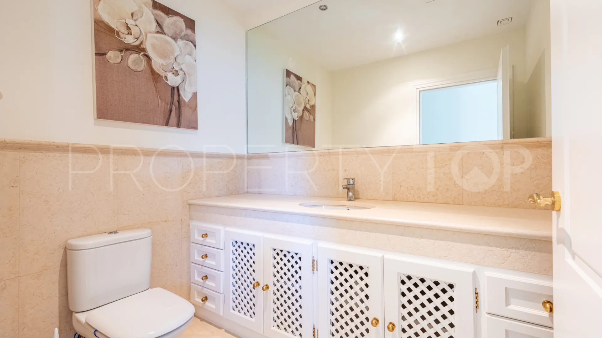 Zona L 5 bedrooms villa for sale